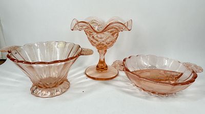 VIKING PINK GLASS TABLEWARE TRIO, C.1970. Viking Glass translucent pink serving set comprising a 