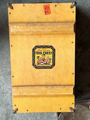 HANDY ANDY CHILDREN'S CARPENTER TOOL CHEST SET