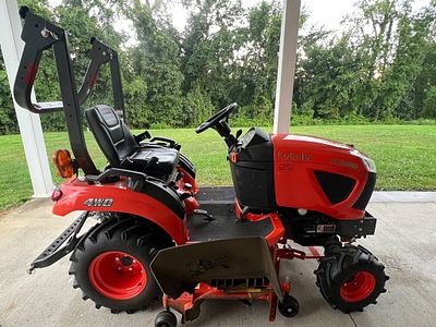 KUBOTA BX1880 4WD BELLY MOWER LOW HOURS. 68 HOURS, SN KBUC1AHRHN6CH0056, GARAGE KEPT, RUNS AND 