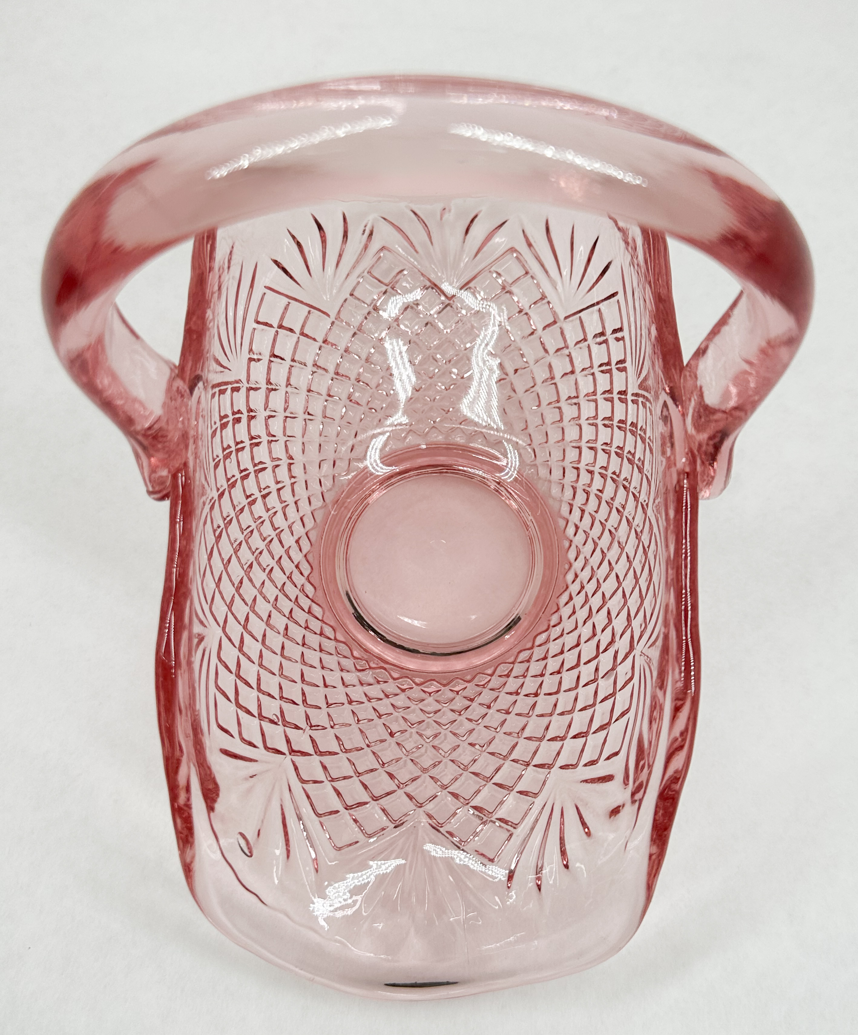 FENTON PINK GLASS BASKET, 1970S