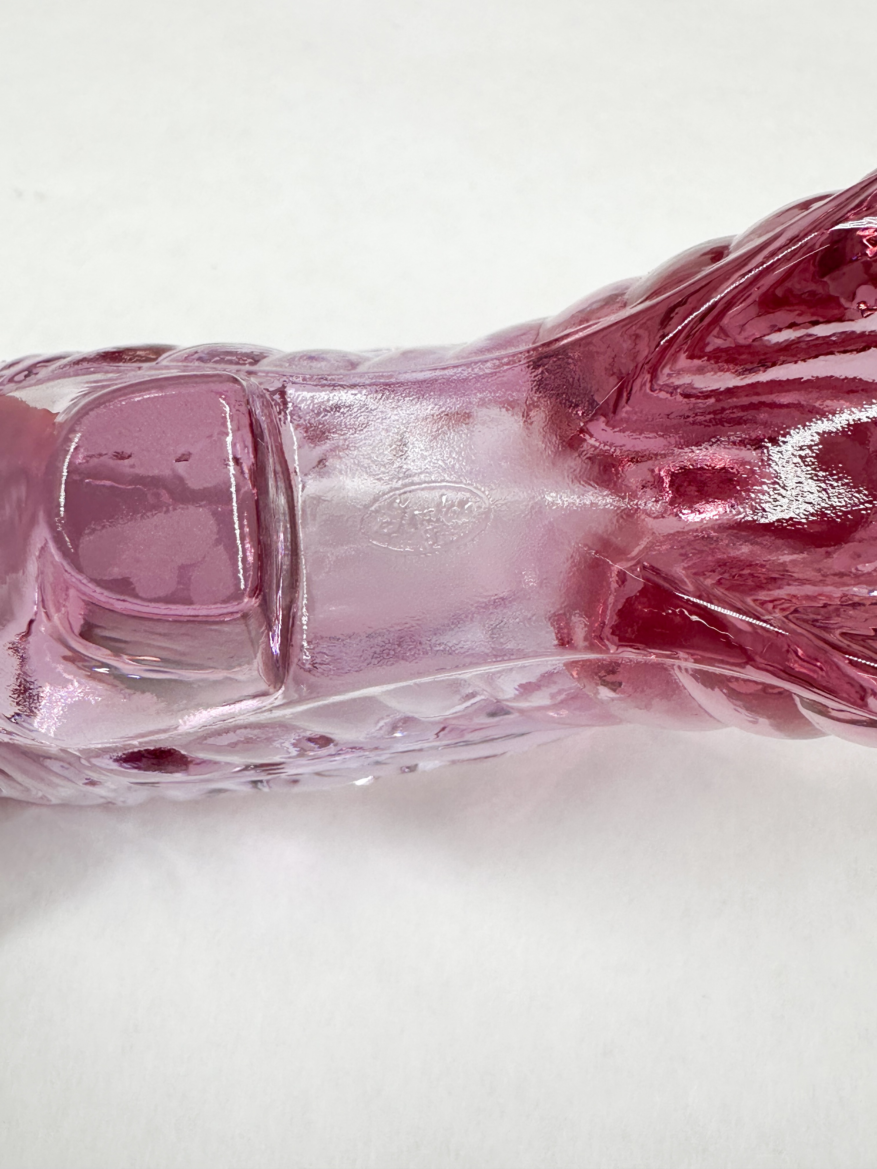 FENTON PINK GLASS SLIPPER AND TULIPS, 1990S