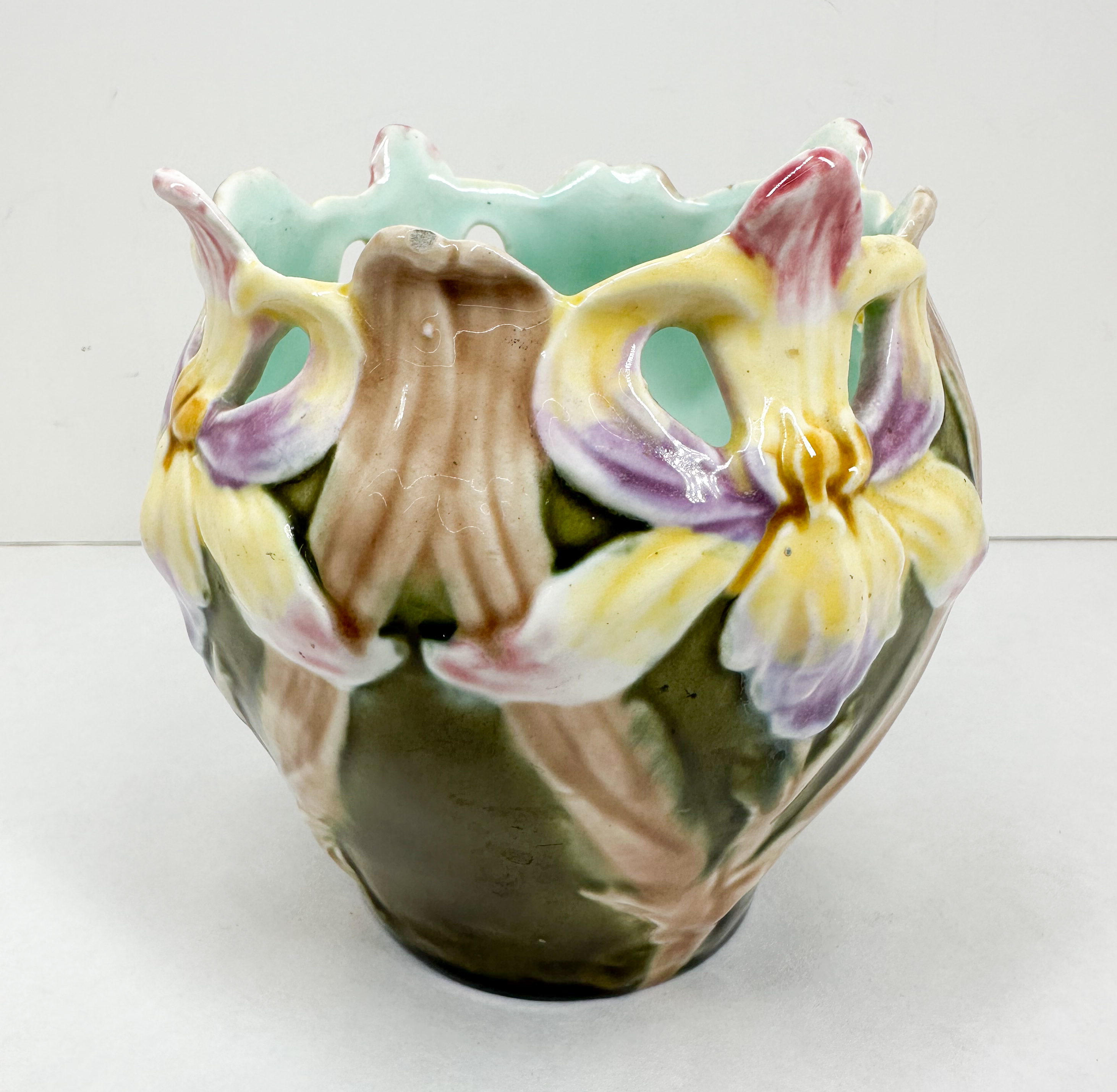MAJOLICA IRIS VASE