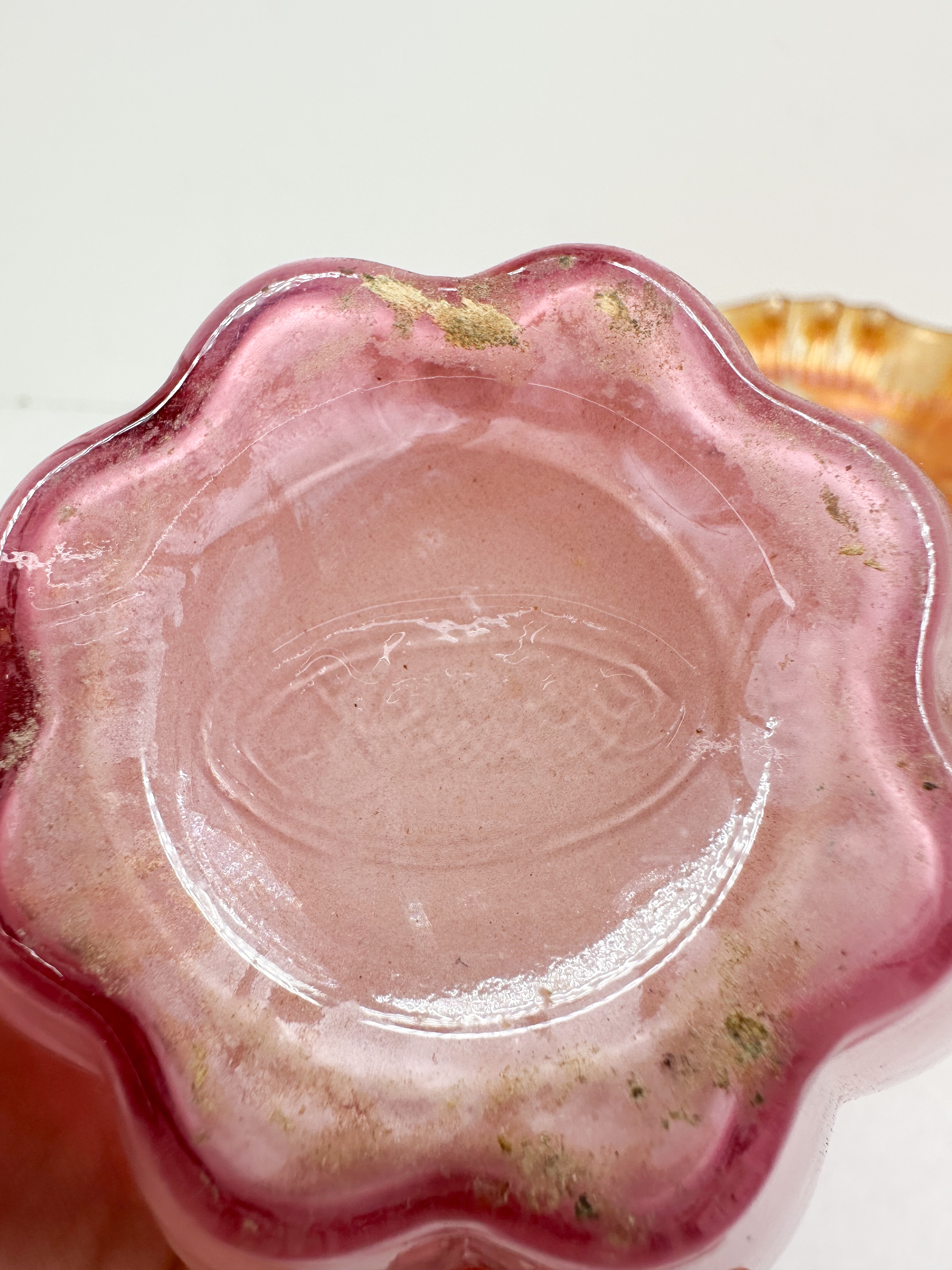 FENTON PITCHER AND CARNIVAL BOWL