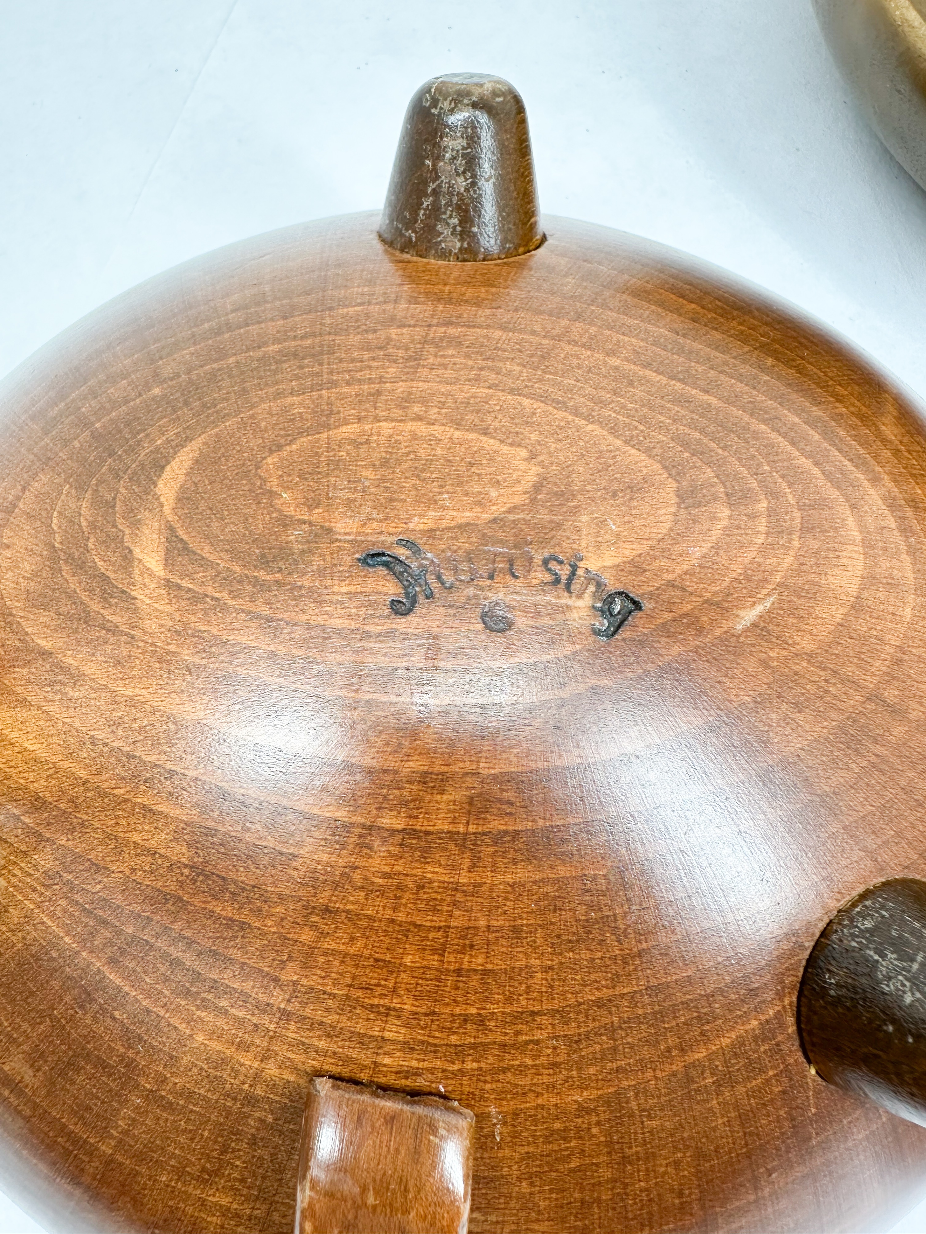 MUNISING AND DOLPHIN WOODEN SERVING PIECES