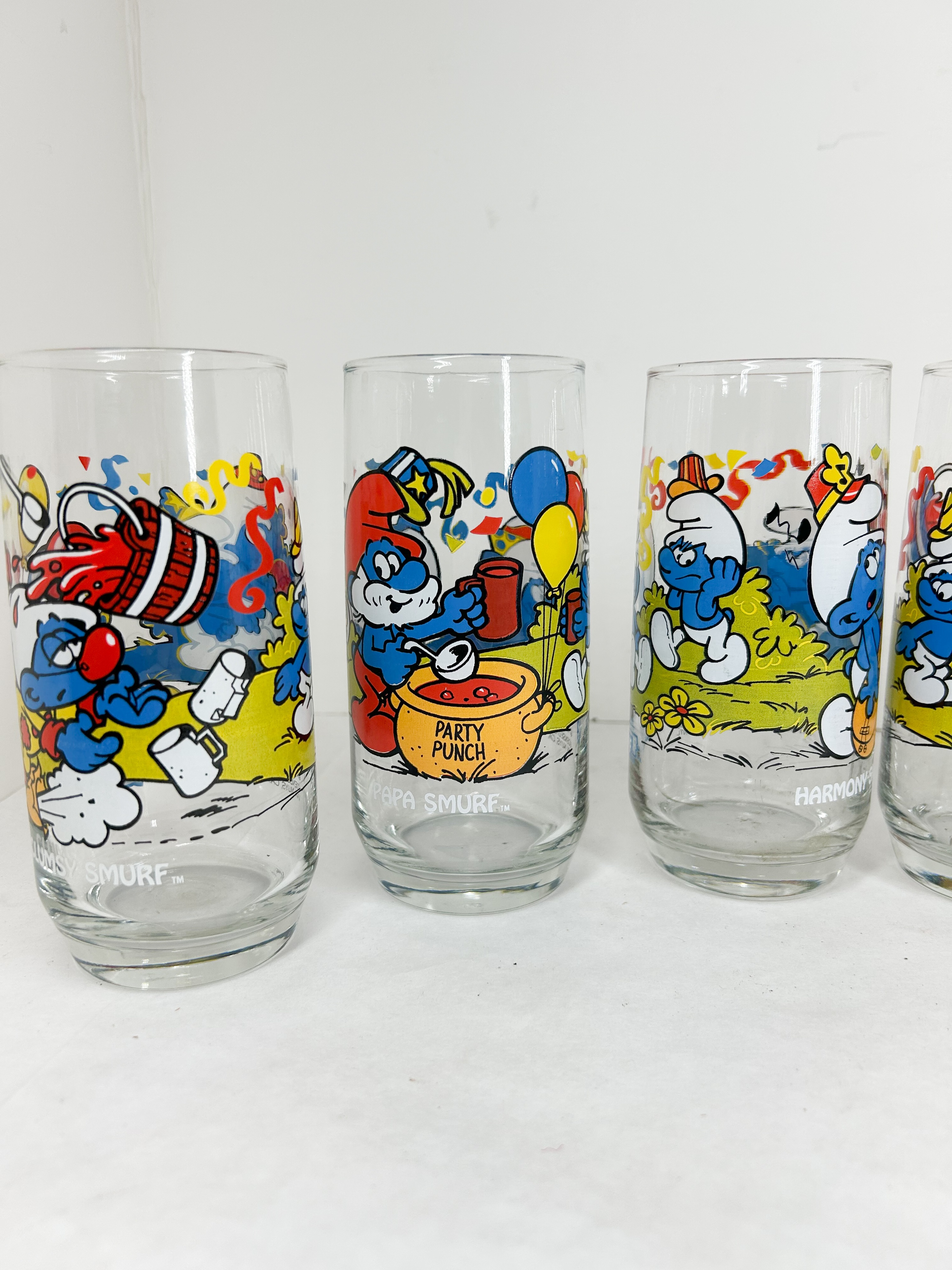 WALLACE BERRIE GLASS SMURF TUMBLERS 1983