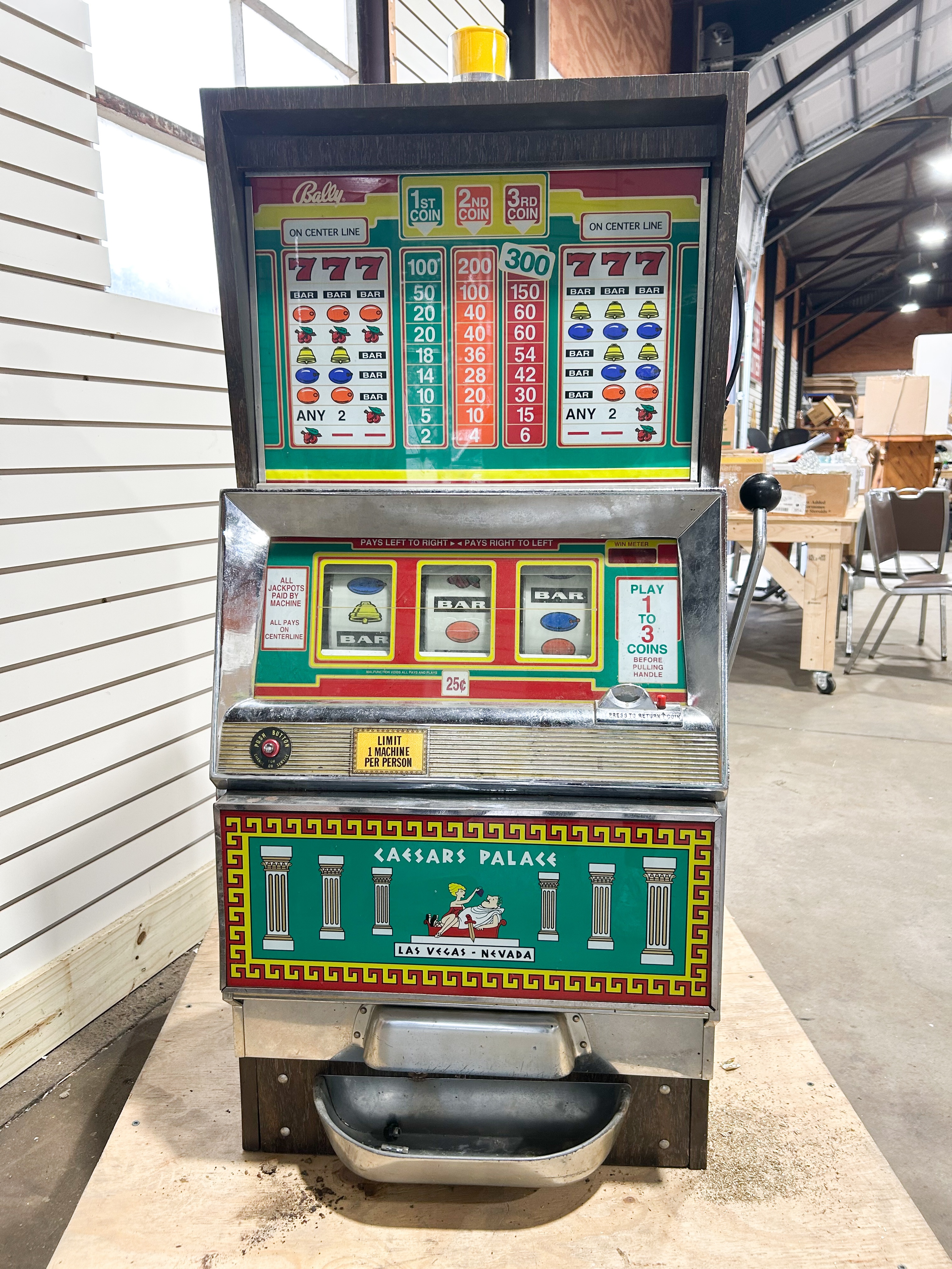 BALLY CAESARS PALACE SLOT MACHINE, 1989
