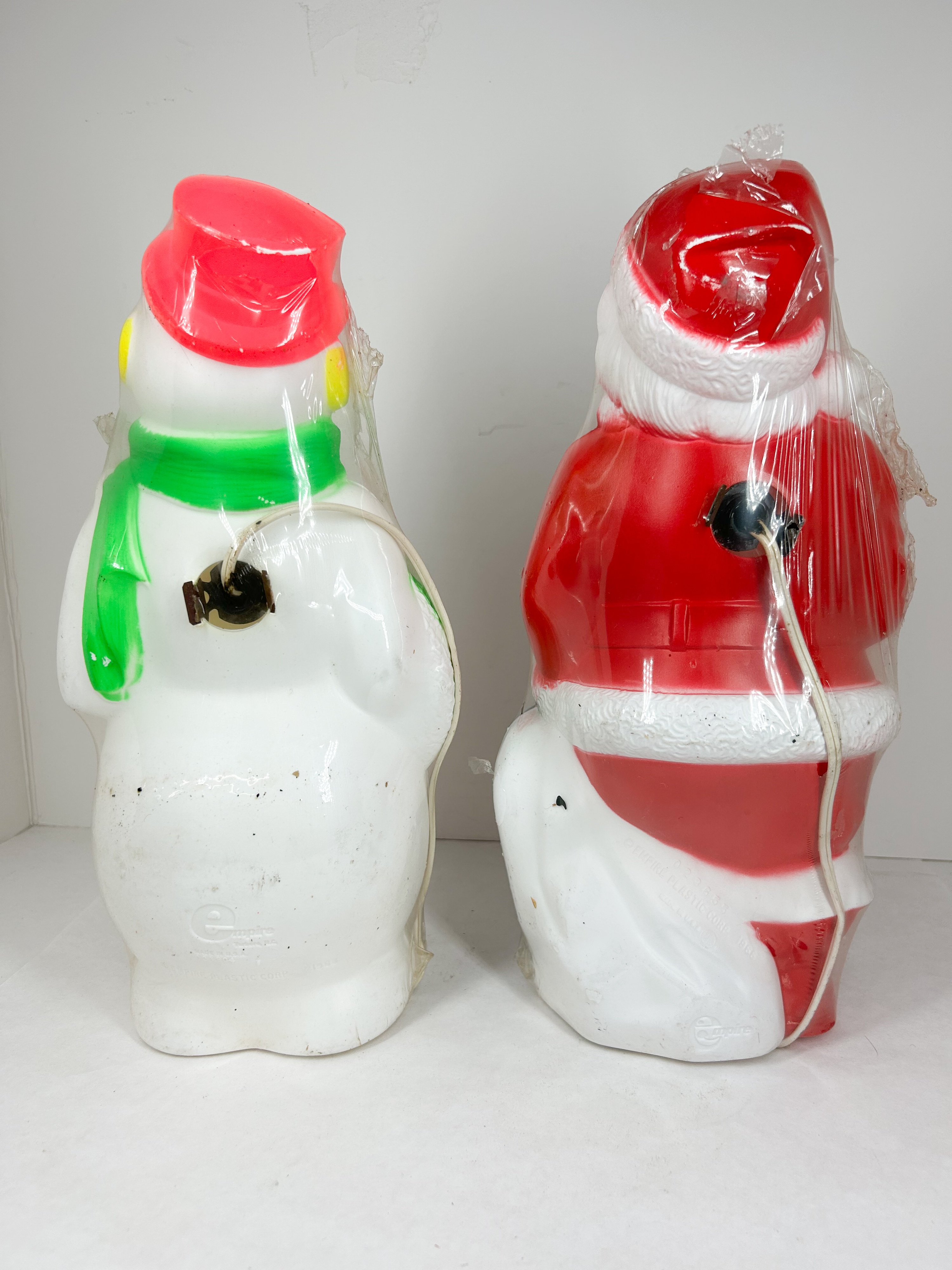 EMPIRE PLASTIC BLOW MOLD PAIR 1968