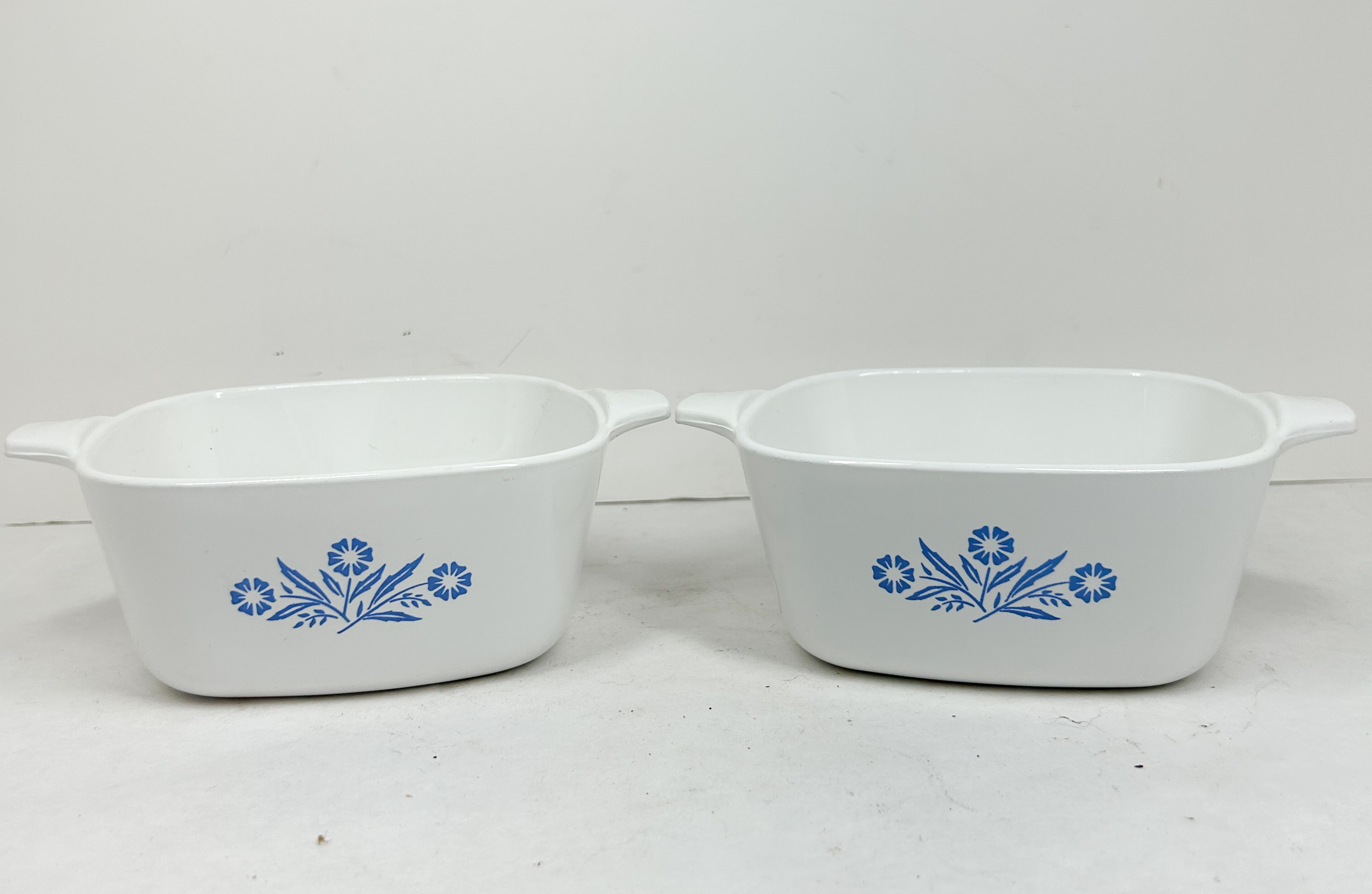 CORNING WARE CORNFLOWER GLASS CASSEROLES, VINTAGE