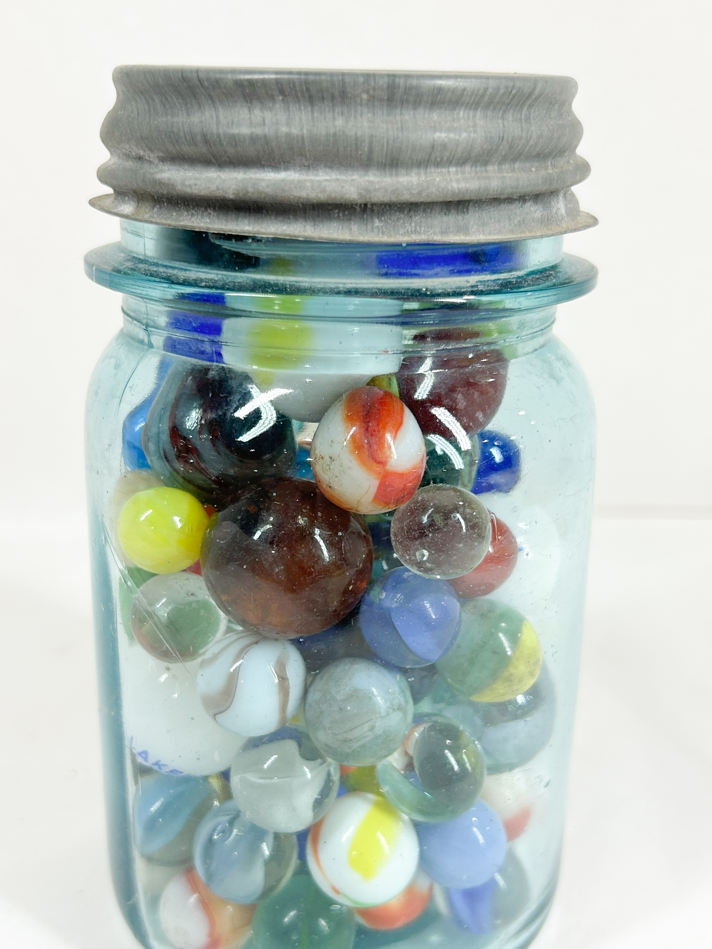 BALL GLASS MASON JAR WITH MARBLES