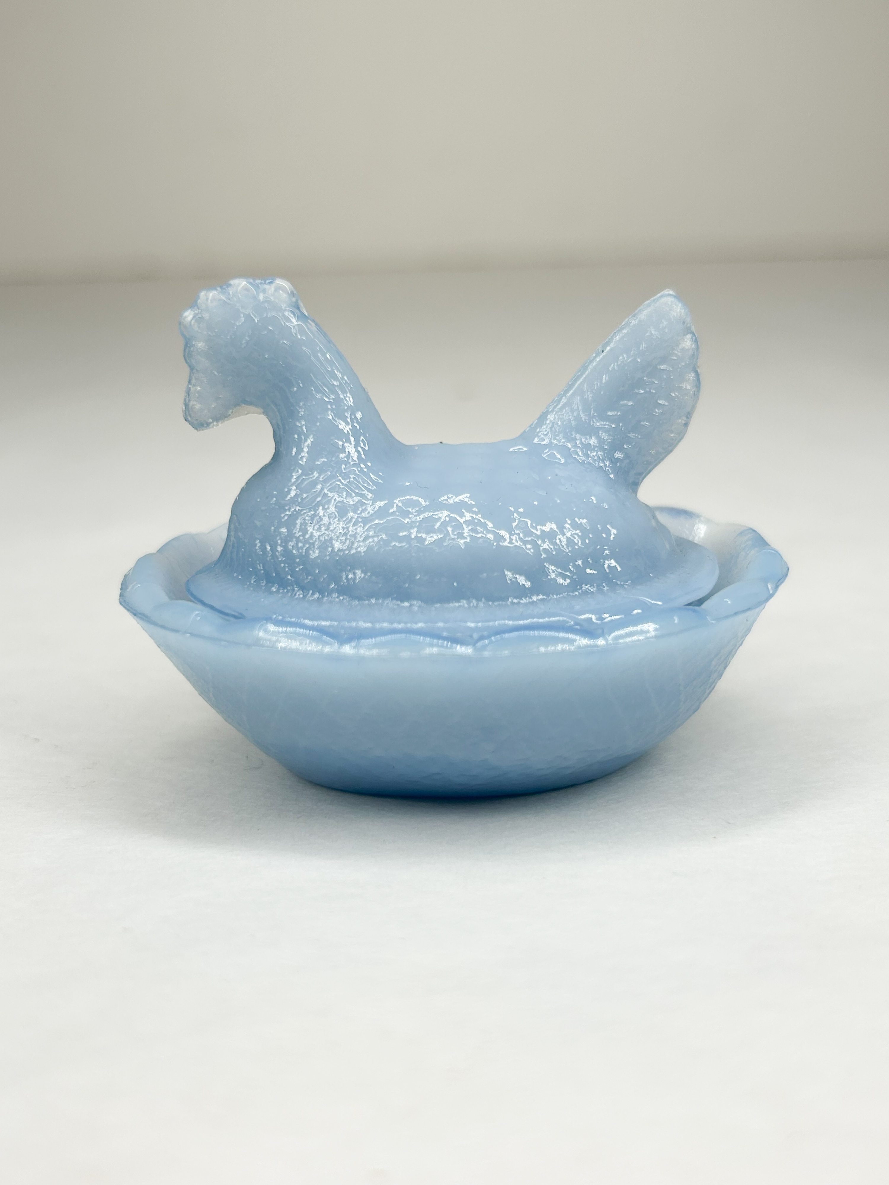 MINIATURE LIGHT BLUE MILK GLASS HEN ON NEST