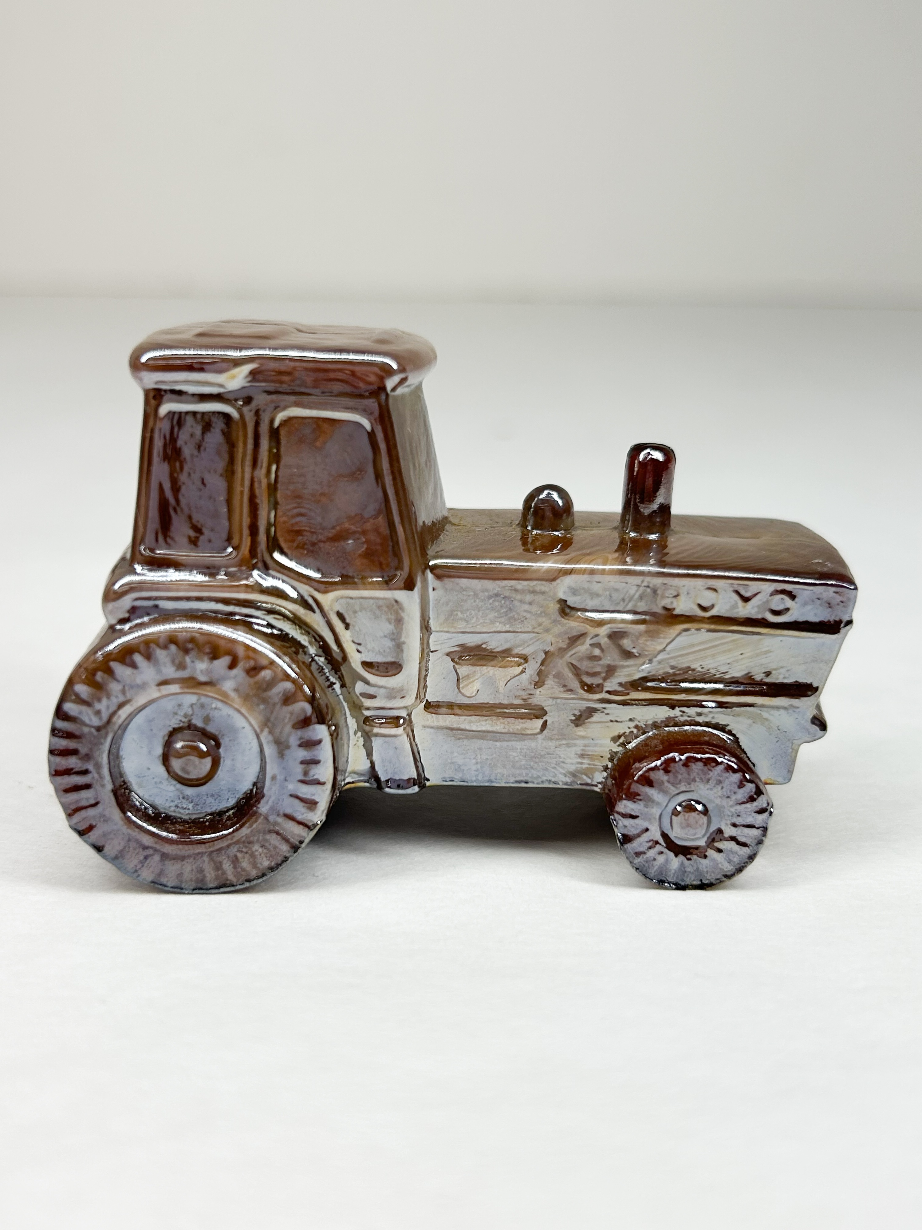 BOYD CARNIVAL GLASS TRACTOR FIGURINE