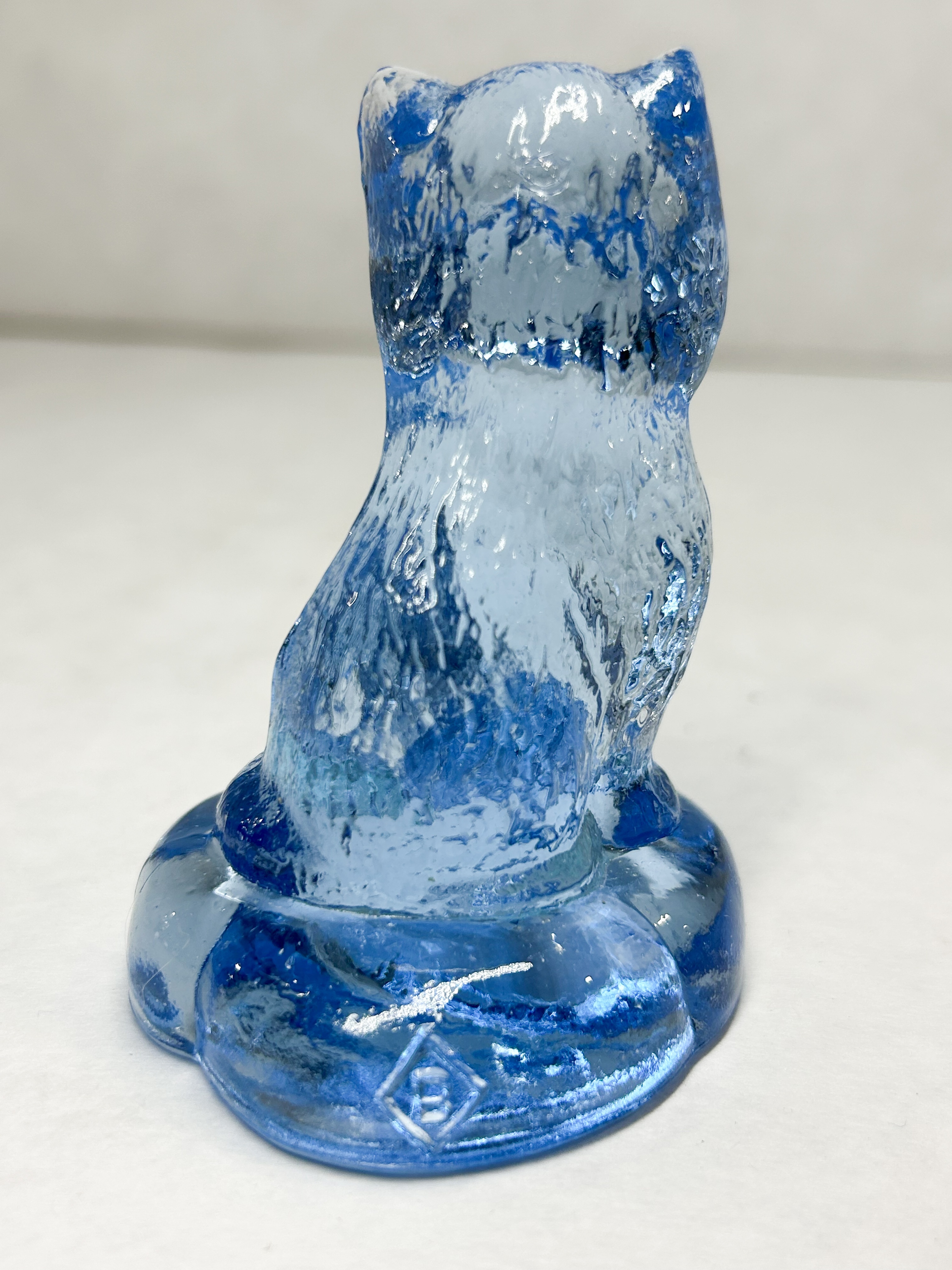 BOYD BLUE SITTING KITTEN ON PILLOW