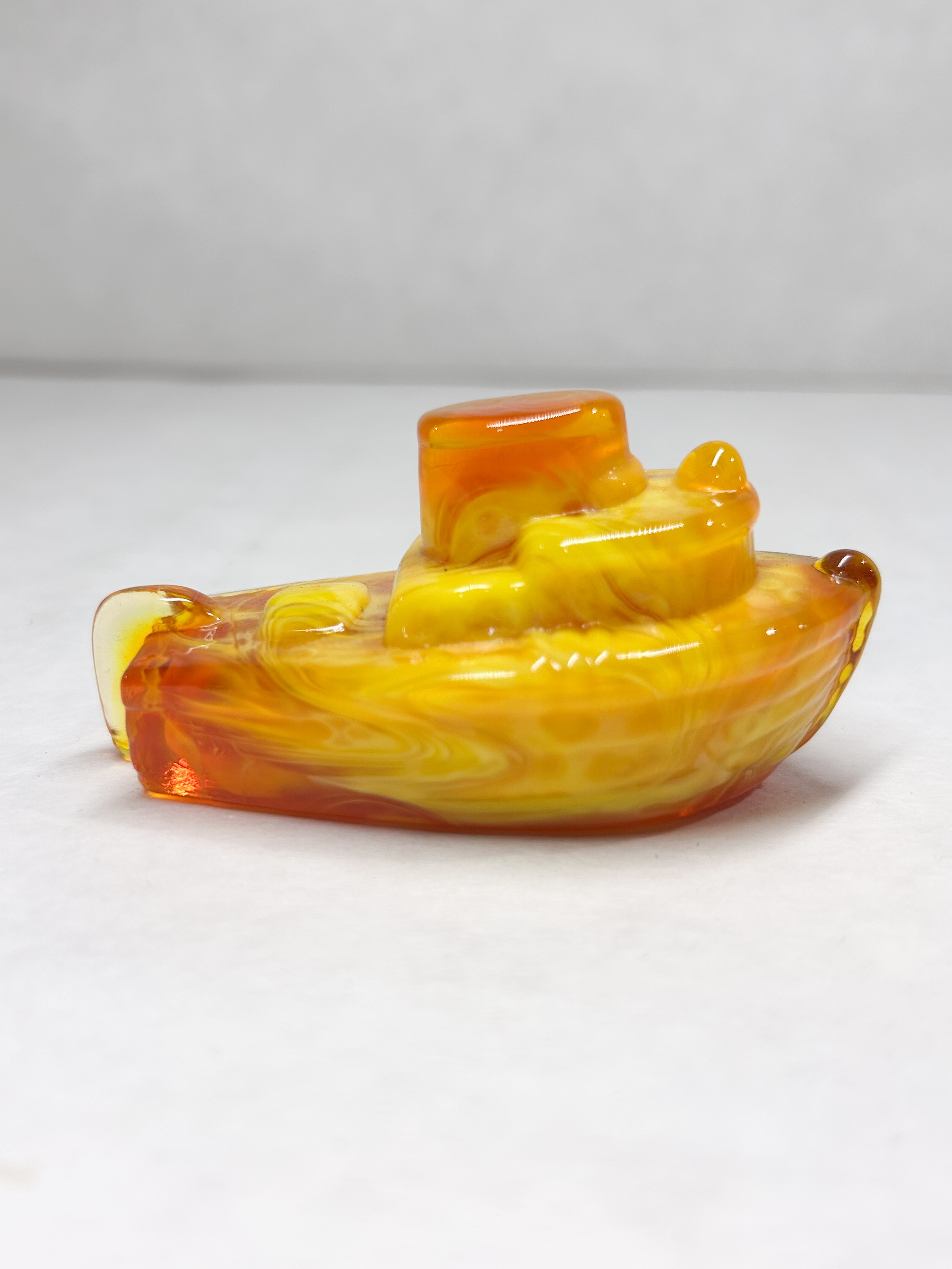 BOYD GLASS TEDDY TUGBOAT