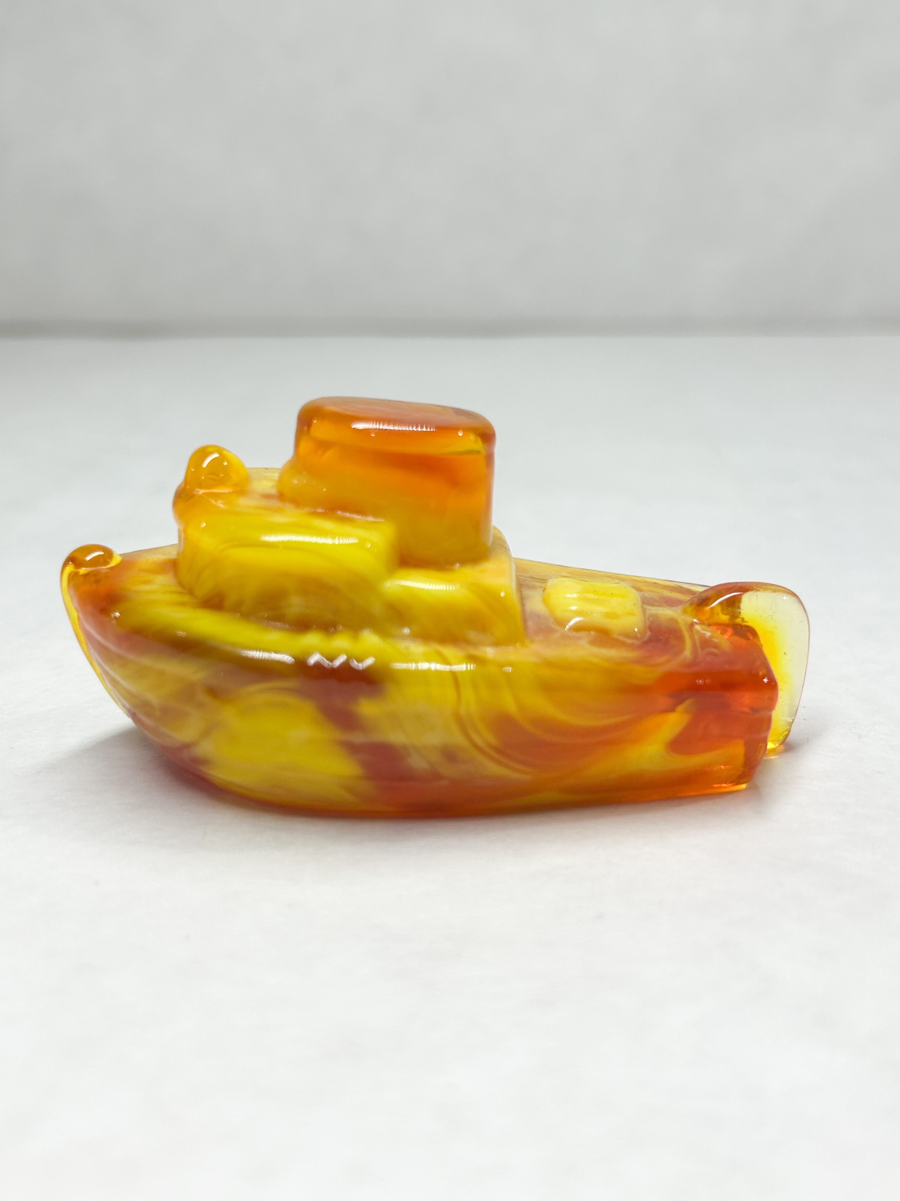 BOYD GLASS TEDDY TUGBOAT