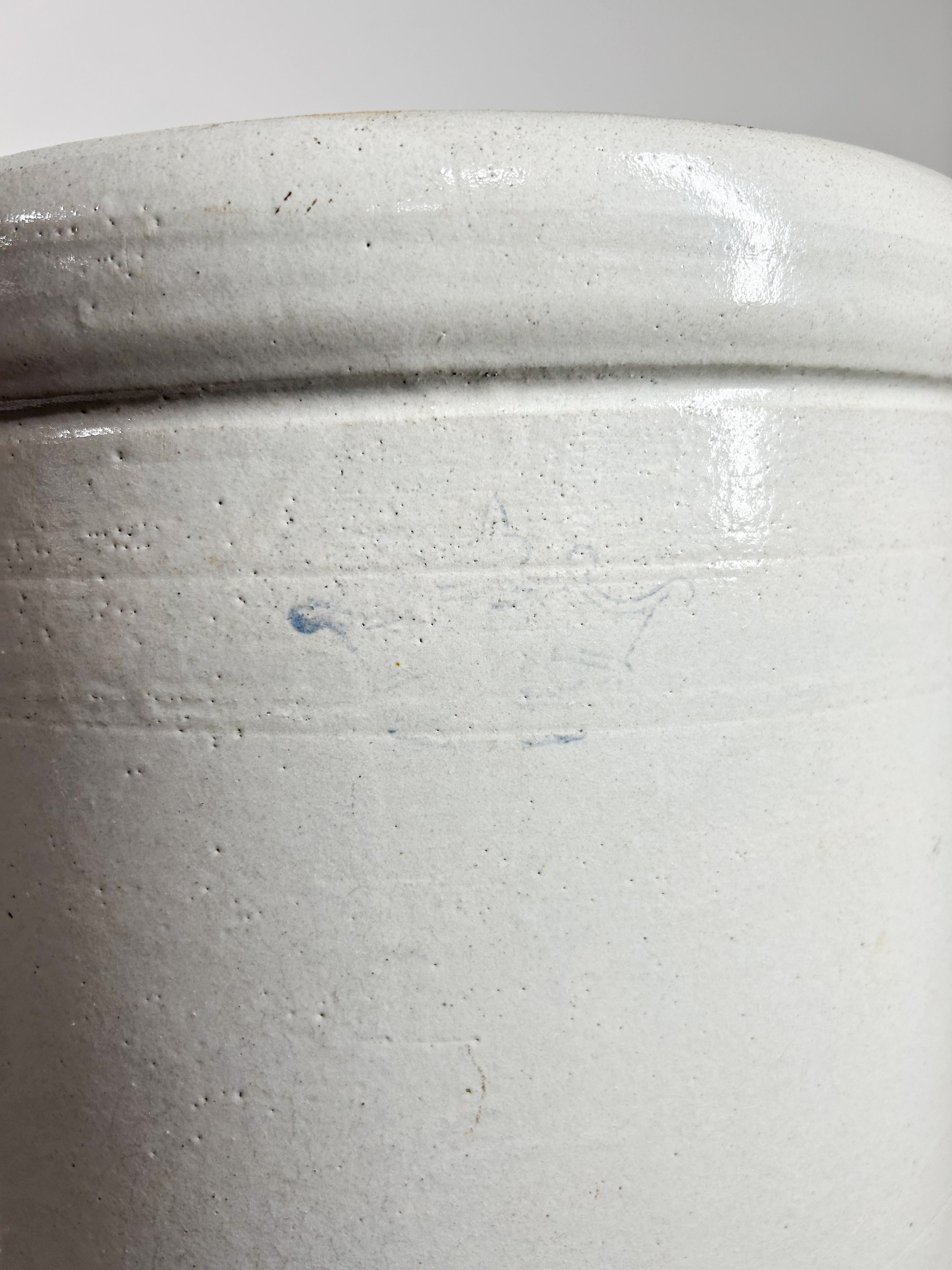 LARGE STONEWARE CYLINDRICAL STORAGE CROCK