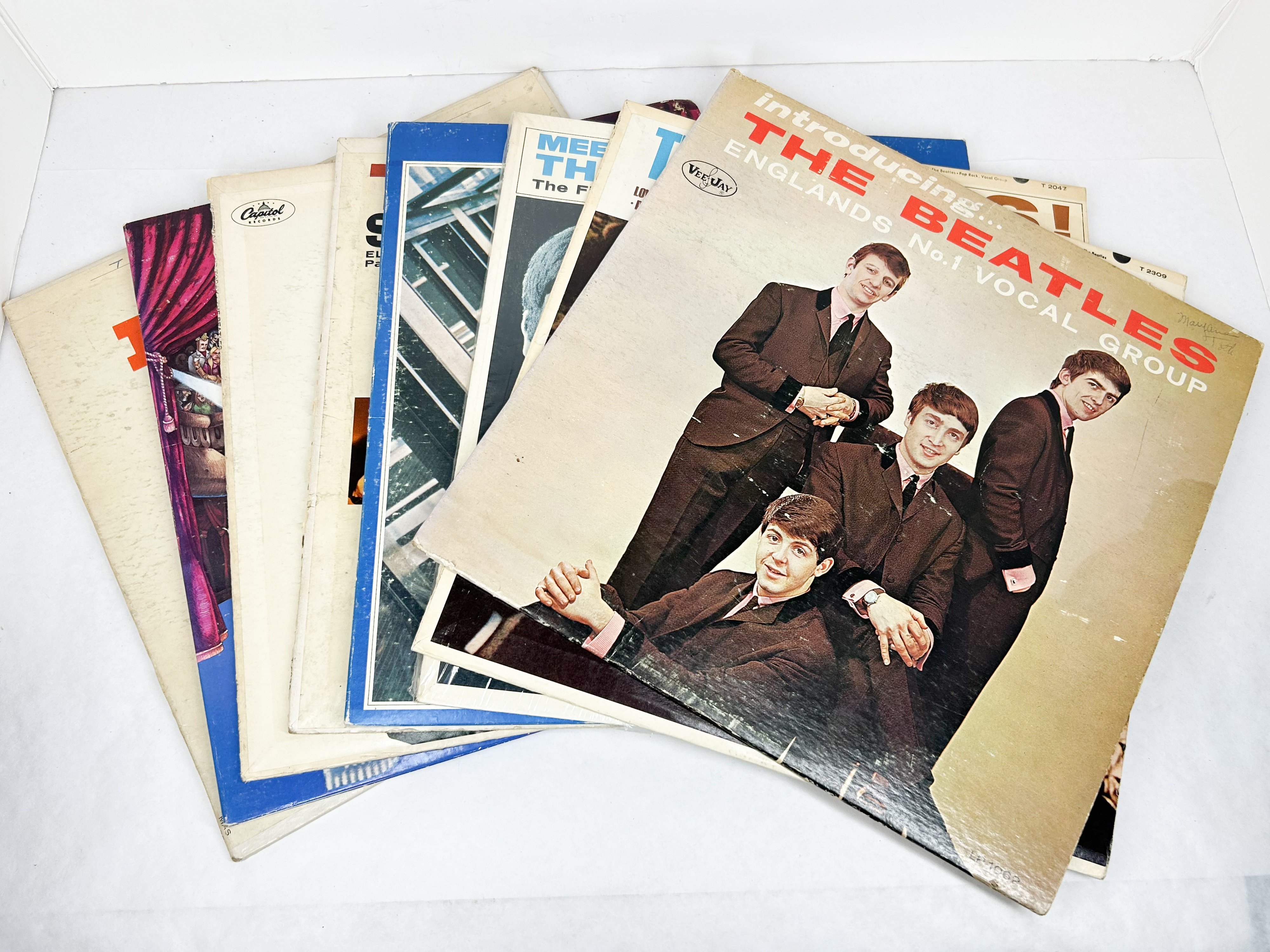 VEE-JAY AND CAPITOL BEATLES VINYL LP COLLECTION