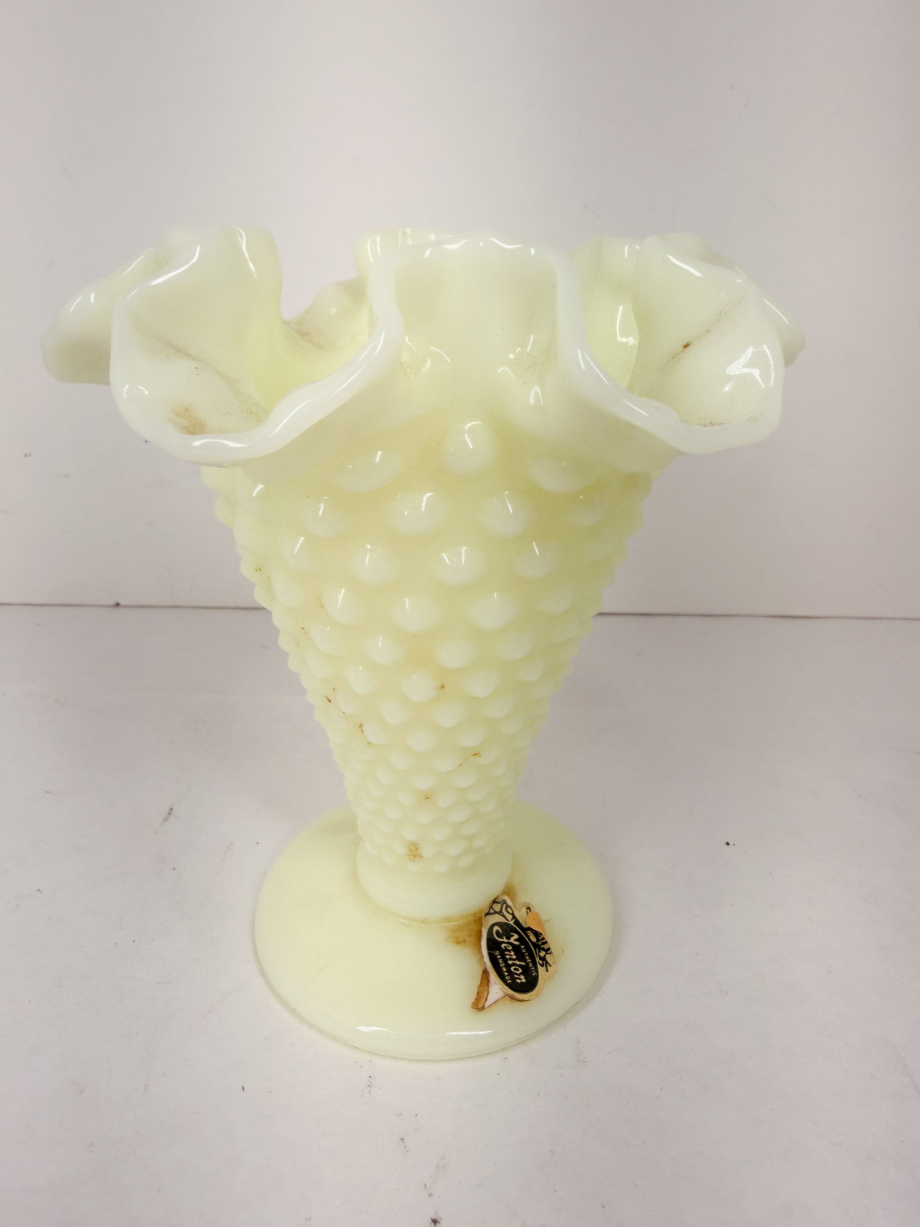 FENTON LIME SHERBET HOBNAIL VASE