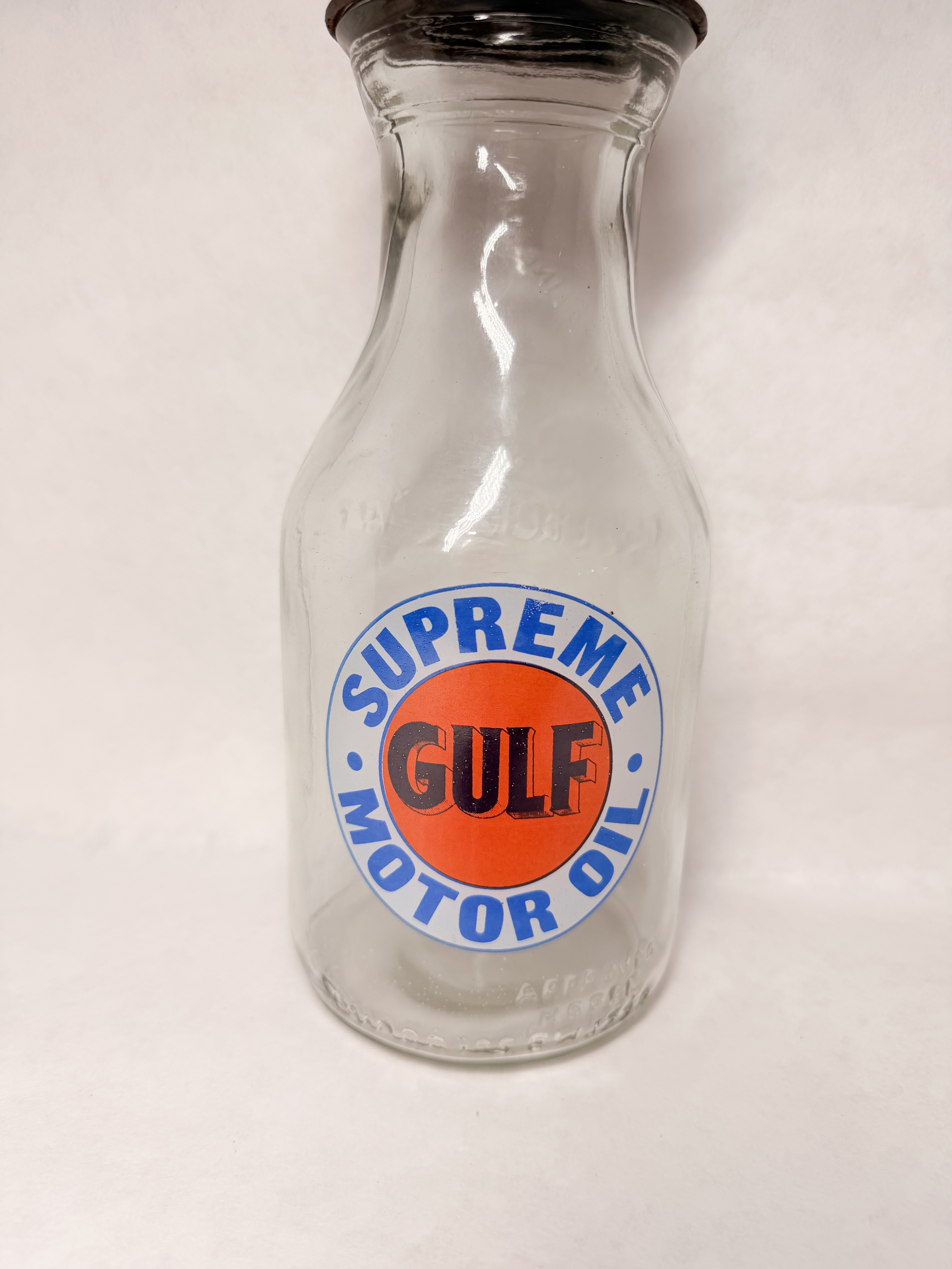 GULF SUPREME MOTOR OIL GLASS BOTTLE