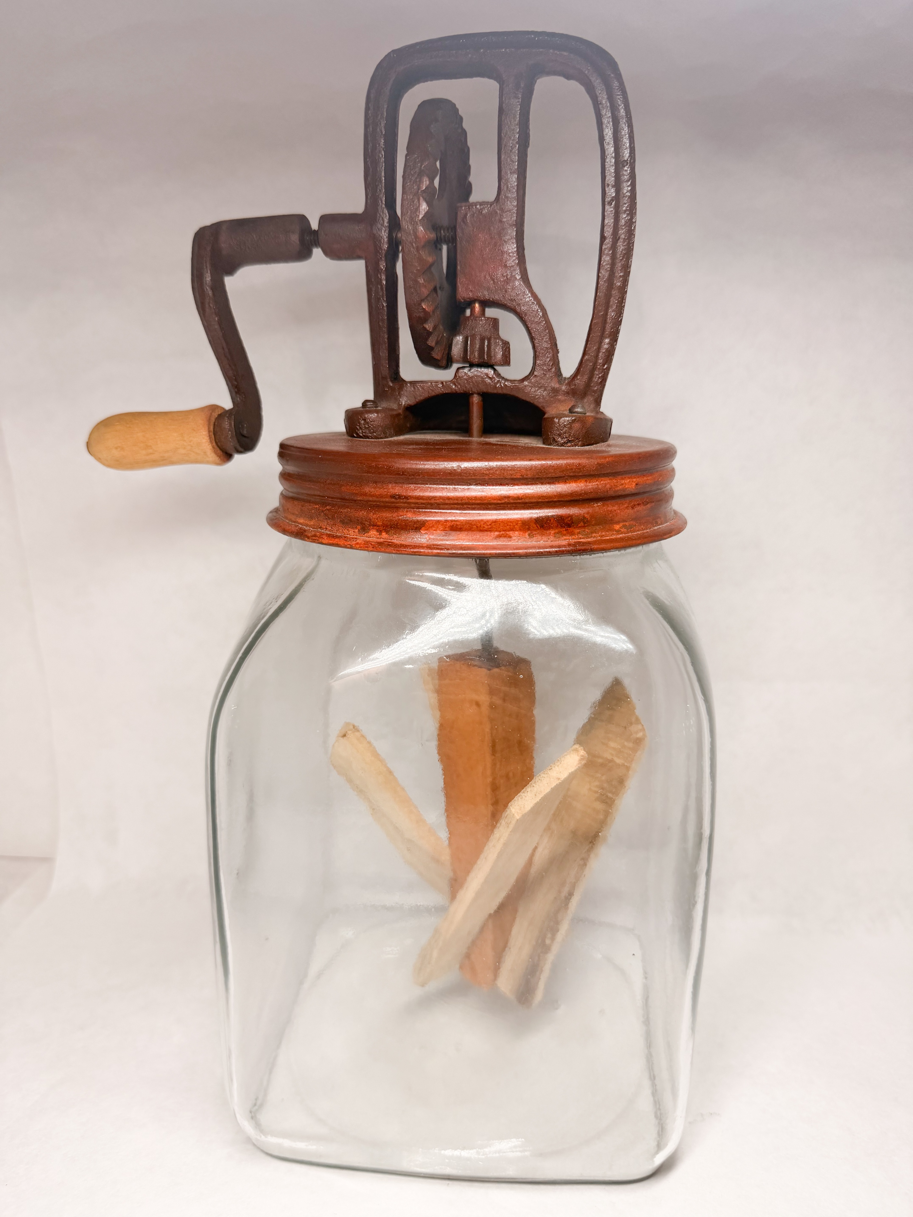 DAZEY NO 20 GLASS BUTTER CHURN