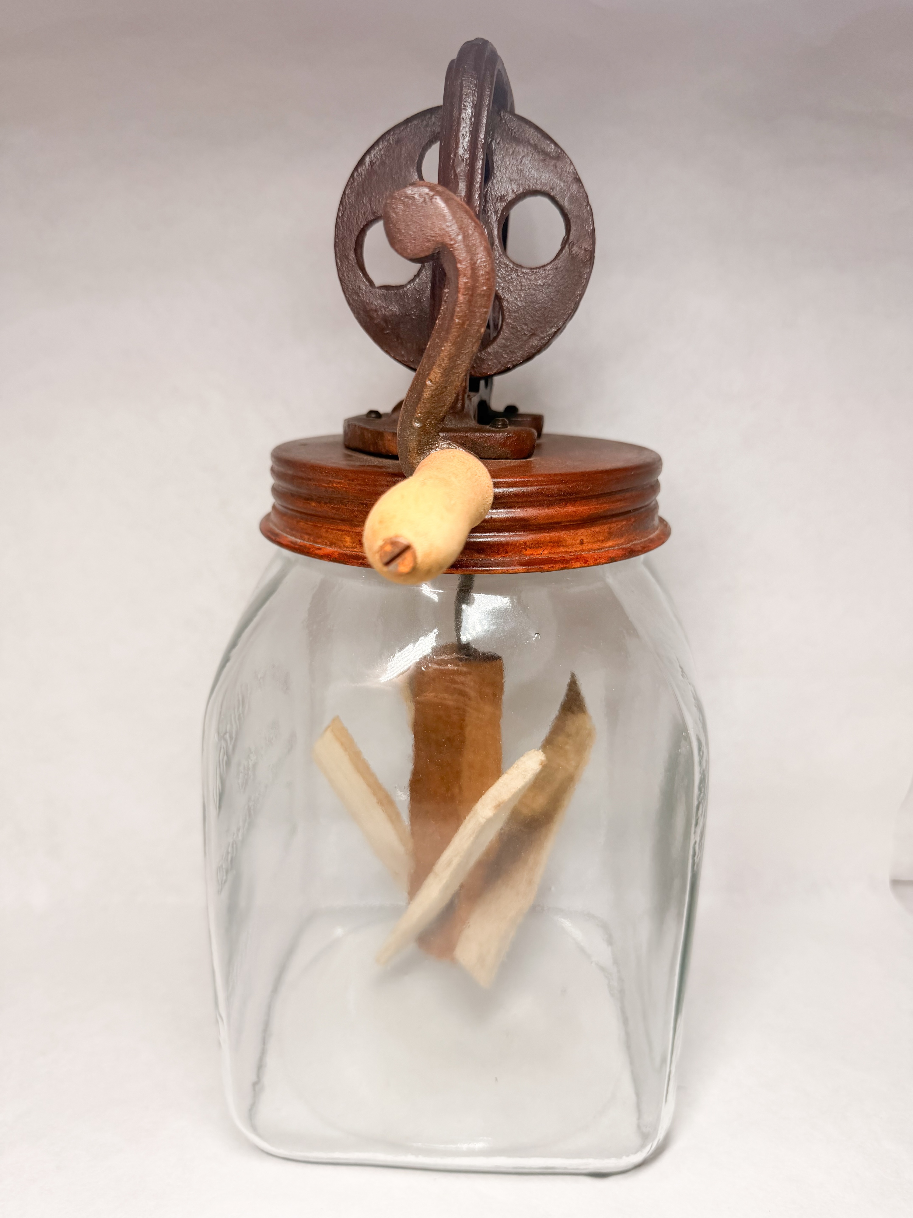 DAZEY NO 20 GLASS BUTTER CHURN