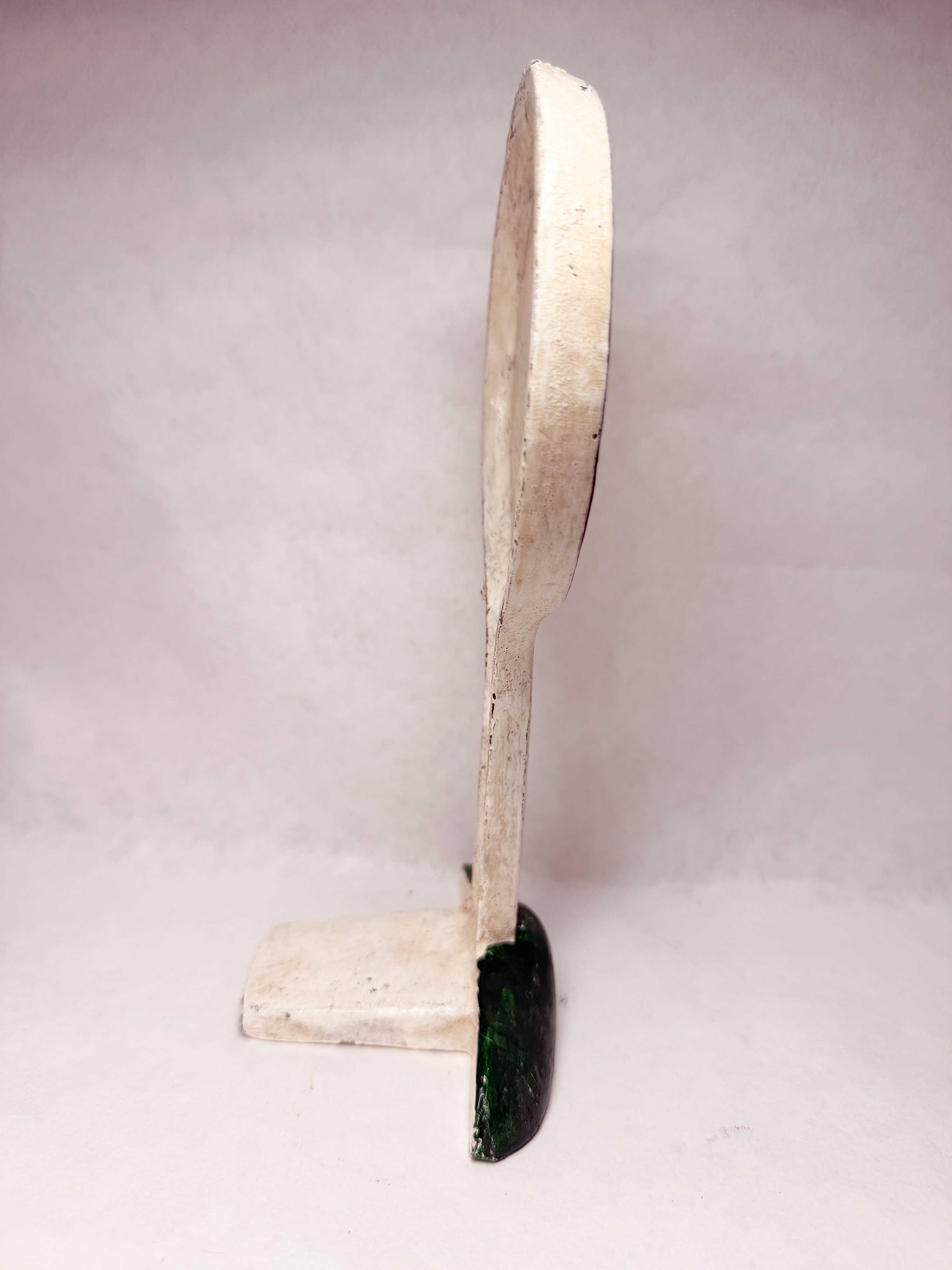 SHELL CAST IRON DOORSTOP
