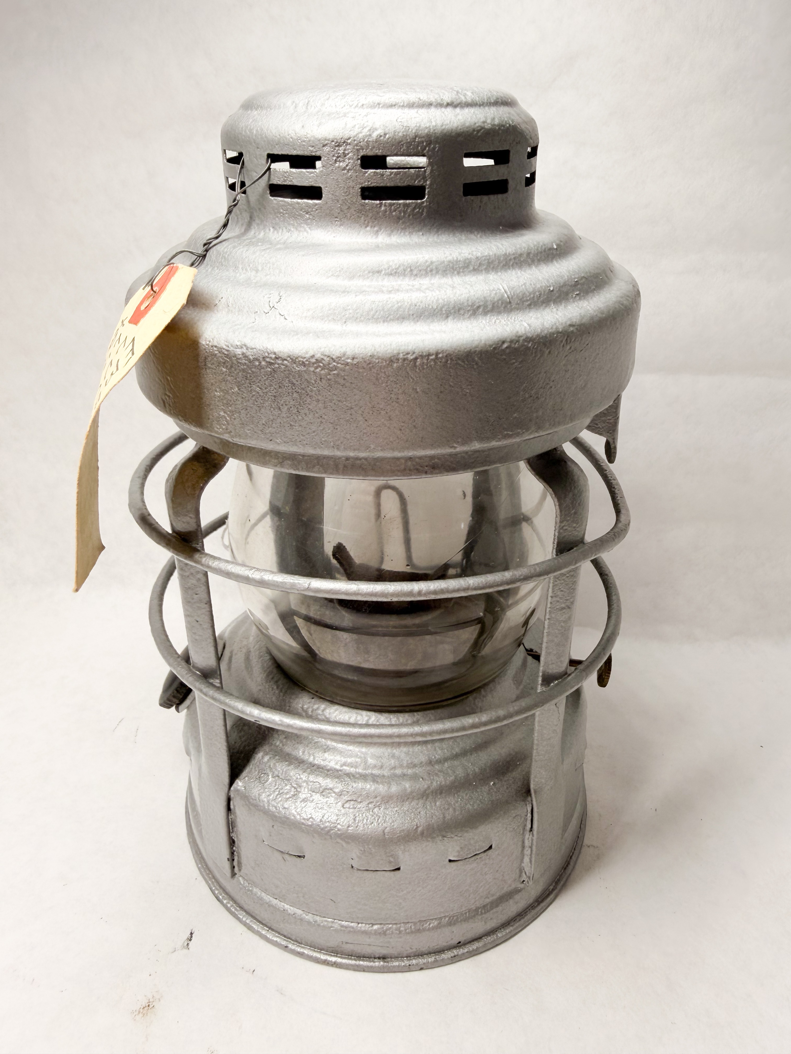 EMBURY NO. 25 LUCK-E-LITE VEHICLE LANTERN