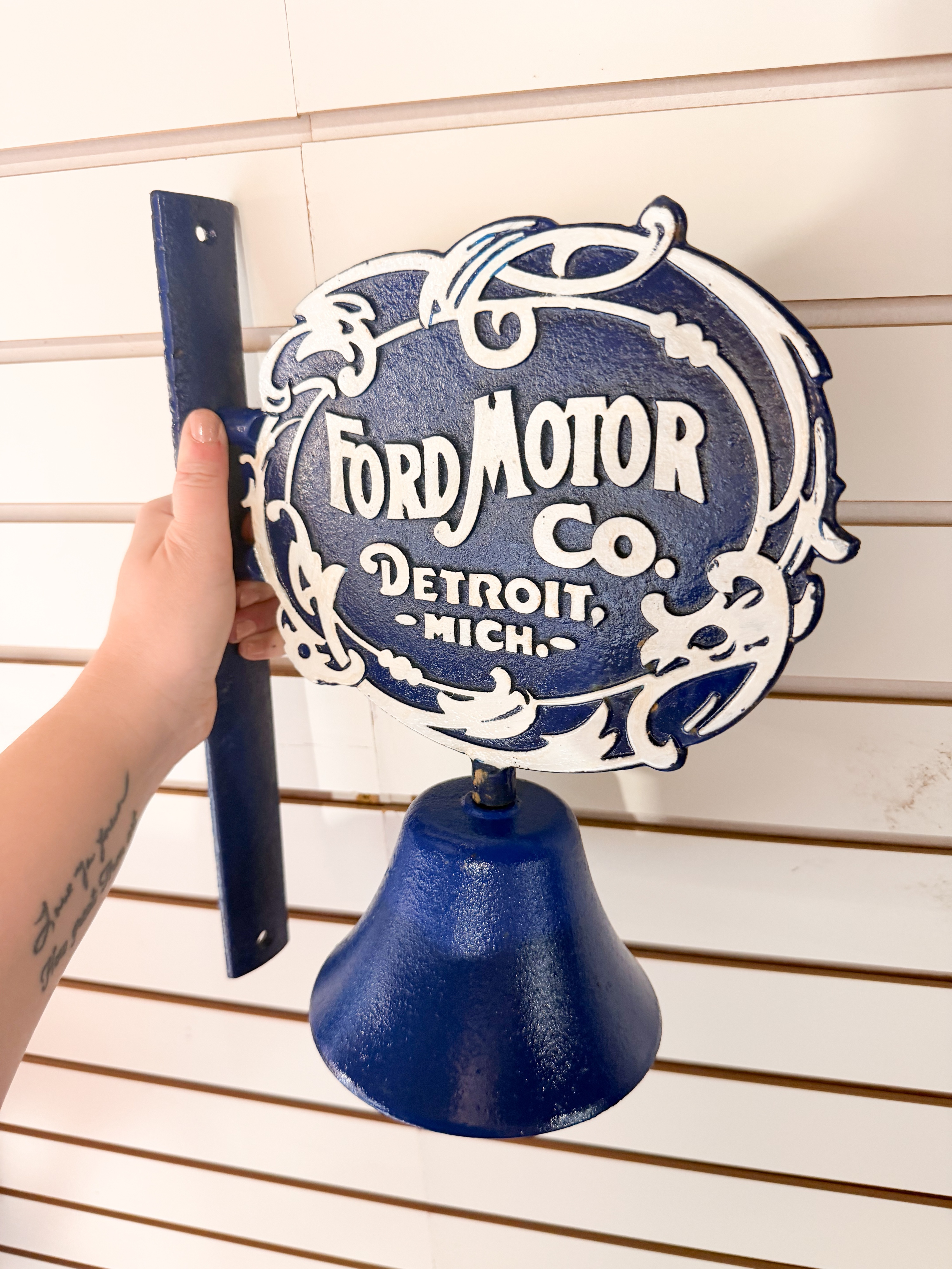 FORD MOTOR COMPANY CAST IRON BELL