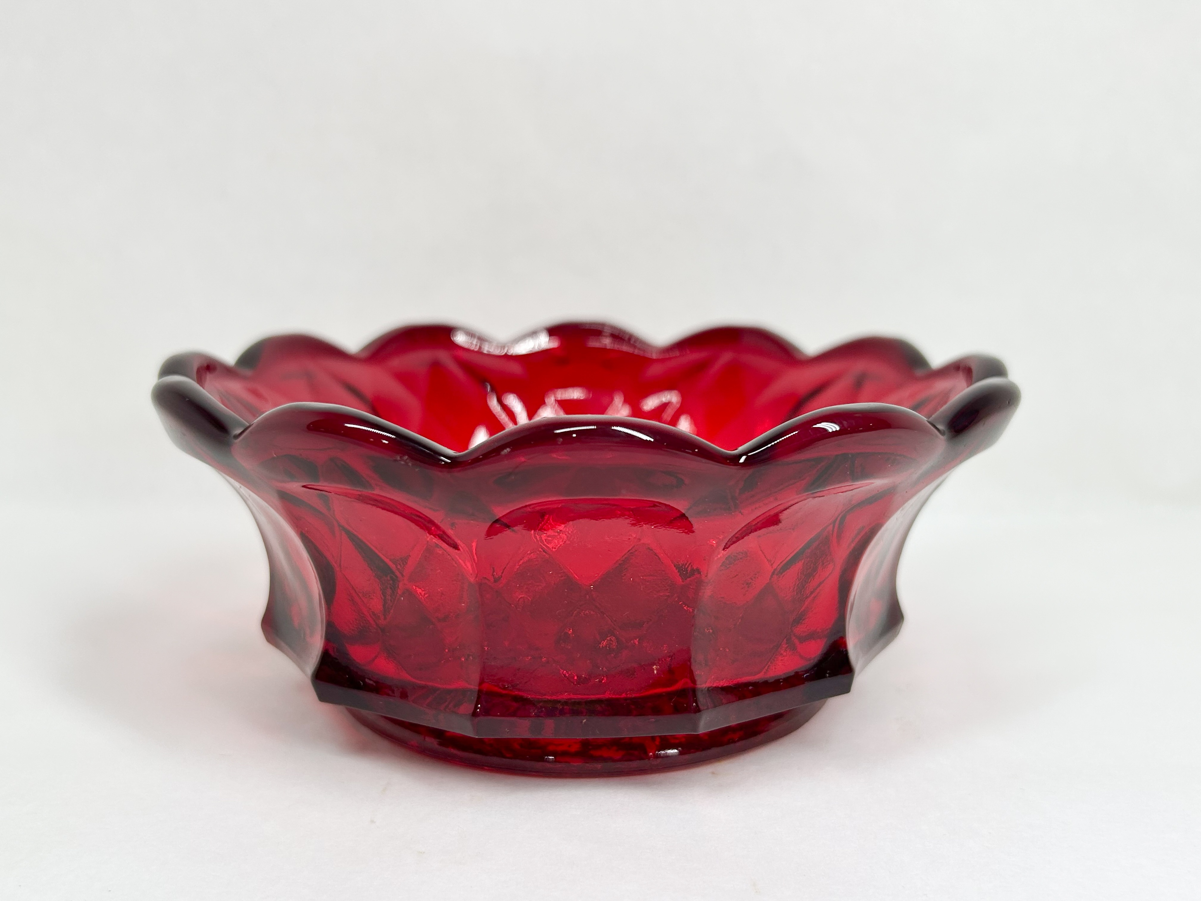 INDIANA GLASS RUBY SCALLOPED BOWL