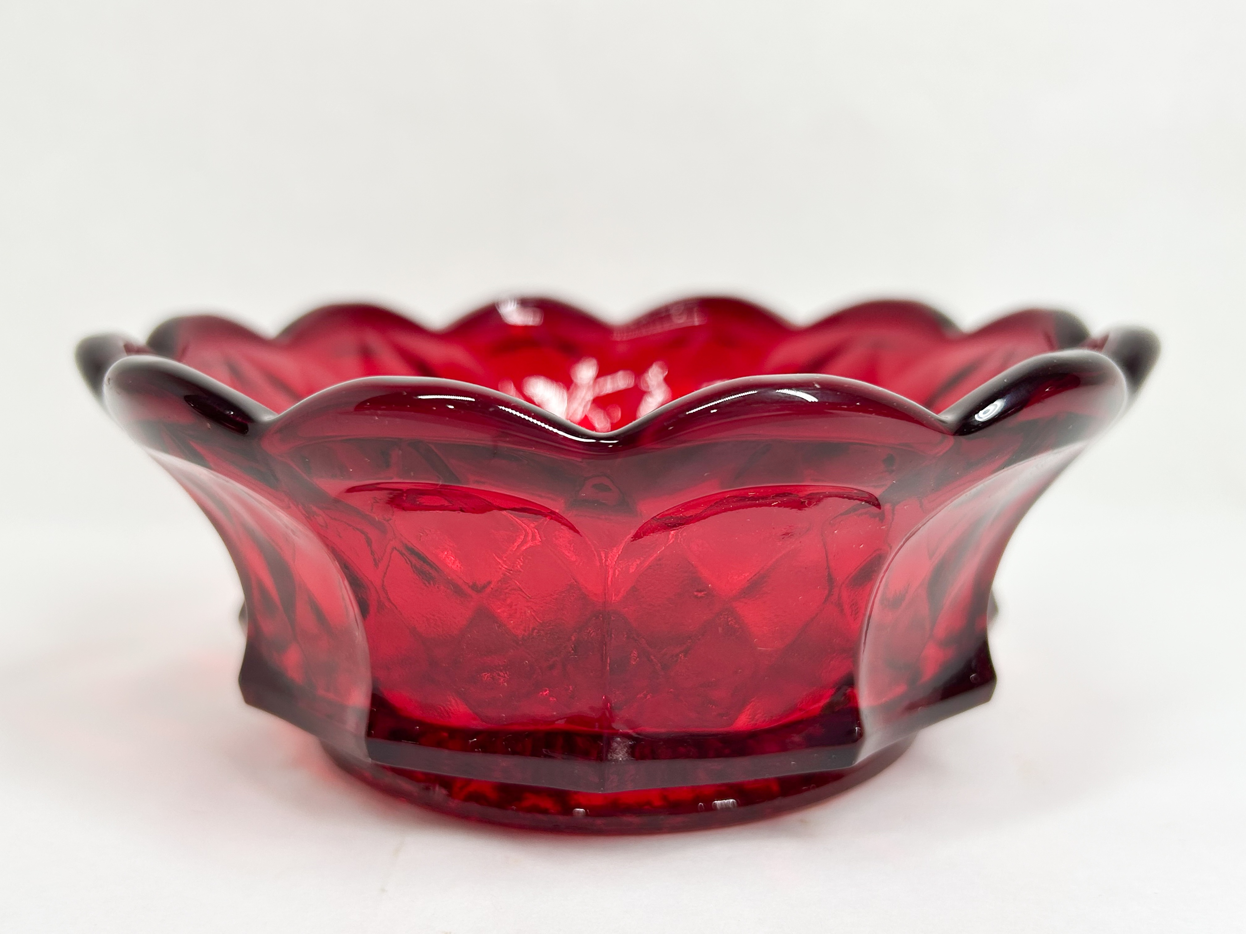 INDIANA GLASS RUBY SCALLOPED BOWL