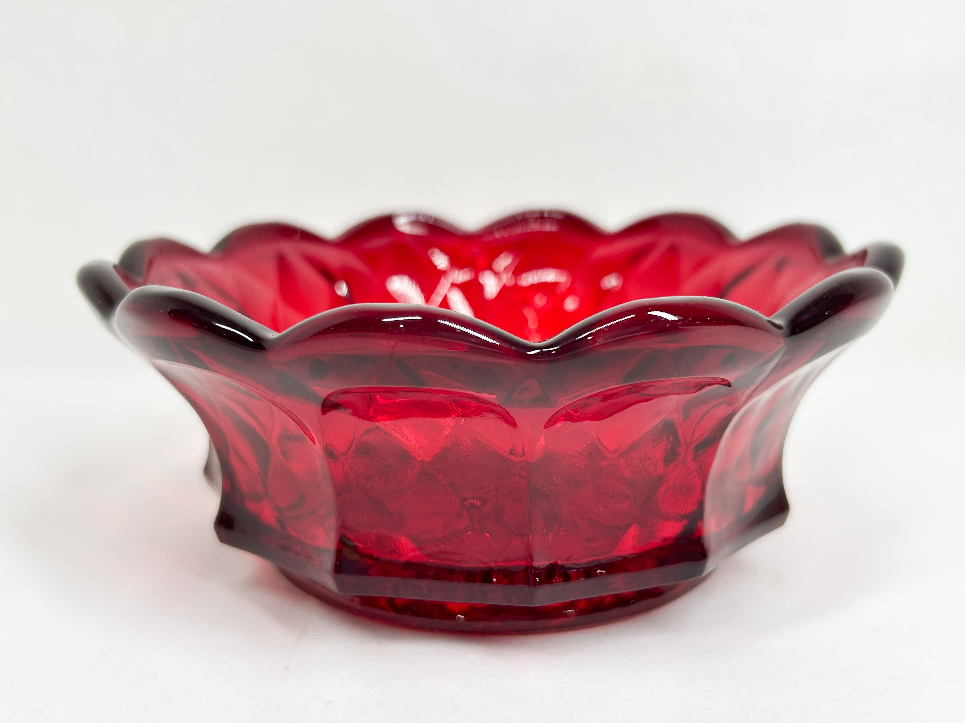 INDIANA GLASS RUBY SCALLOPED BOWL