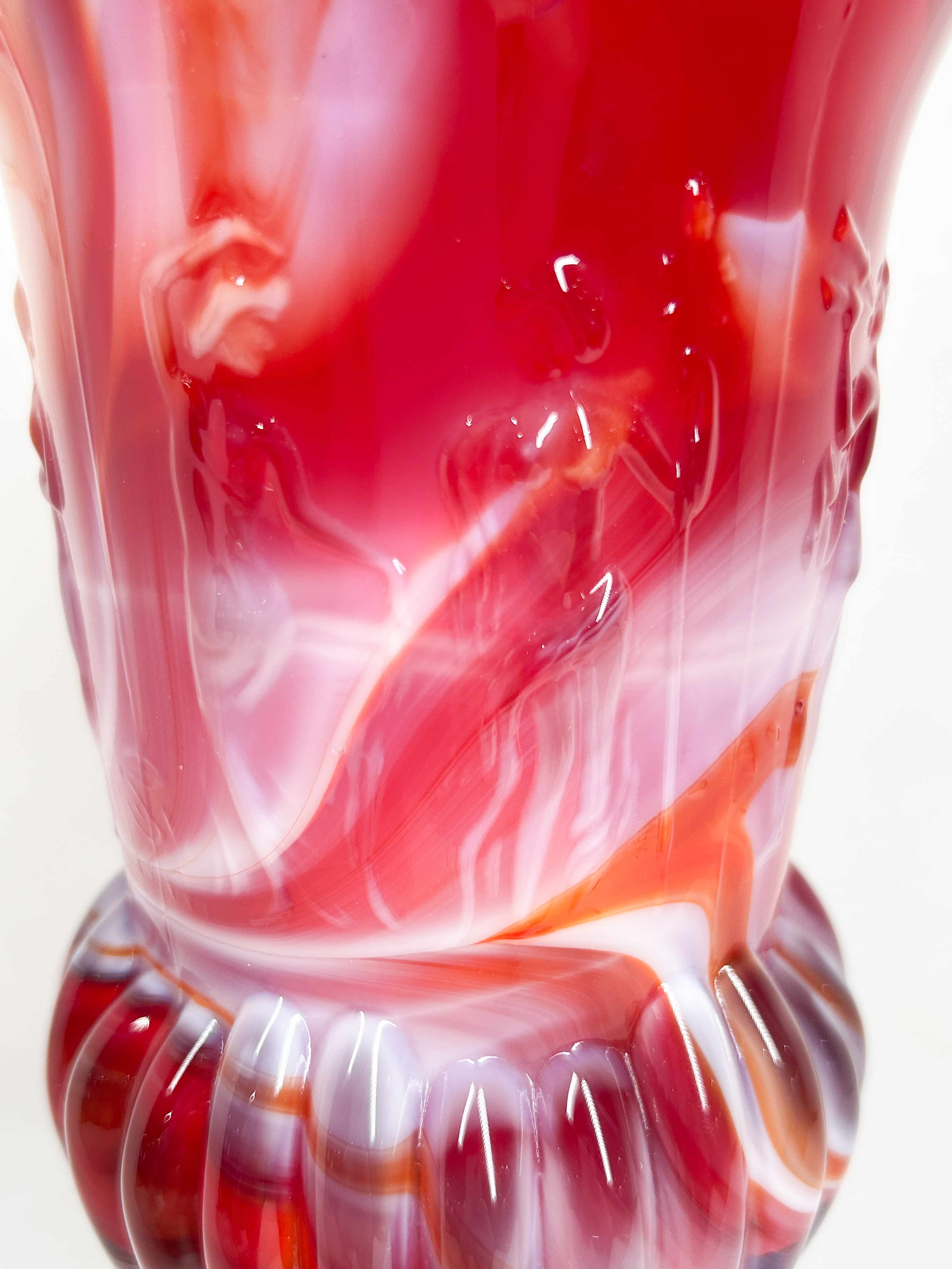 RED AND WHITE SLAG GLASS URN VASE