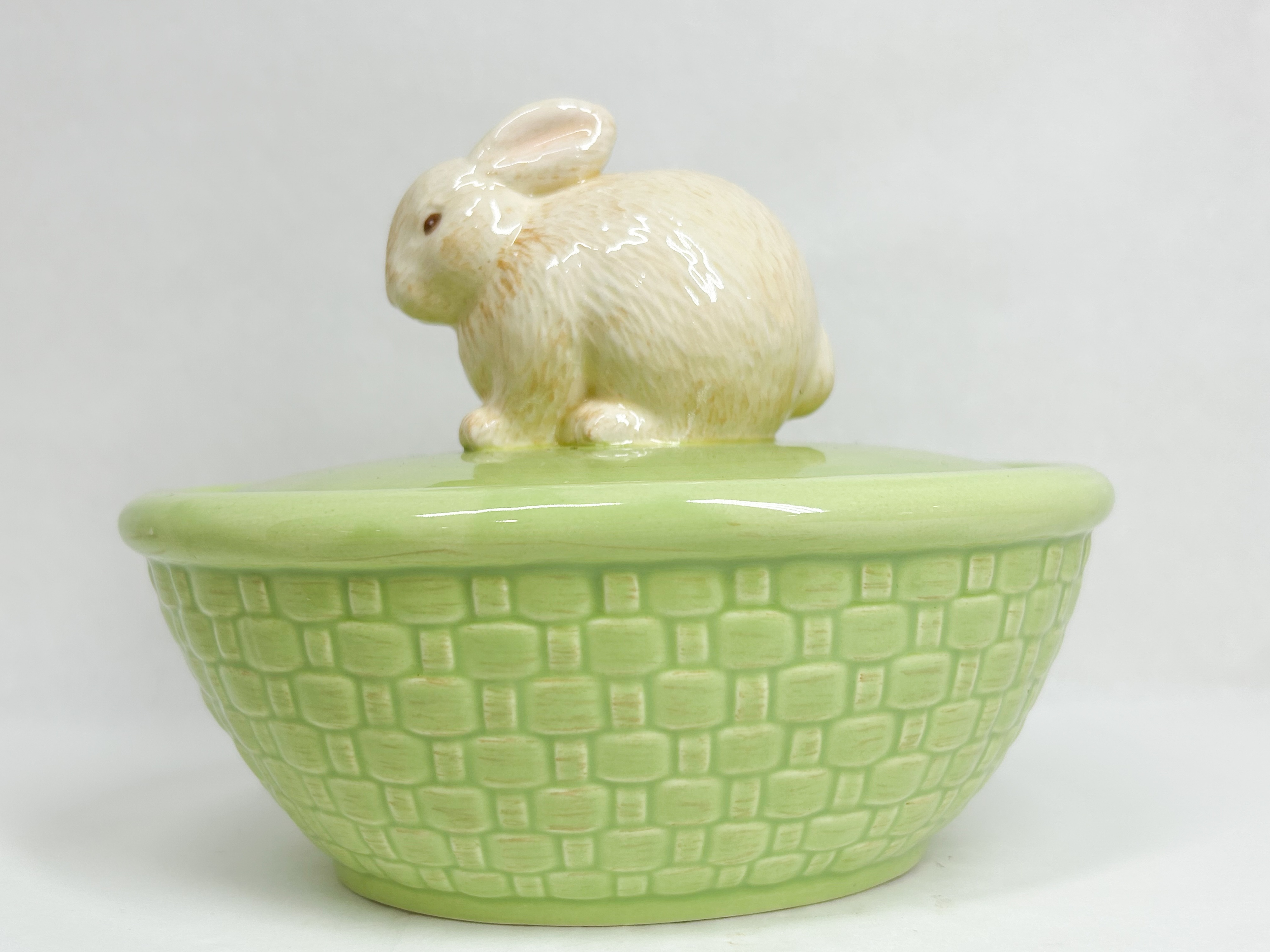 HALLMARK CERAMIC BASKETWEAVE CANDY DISH