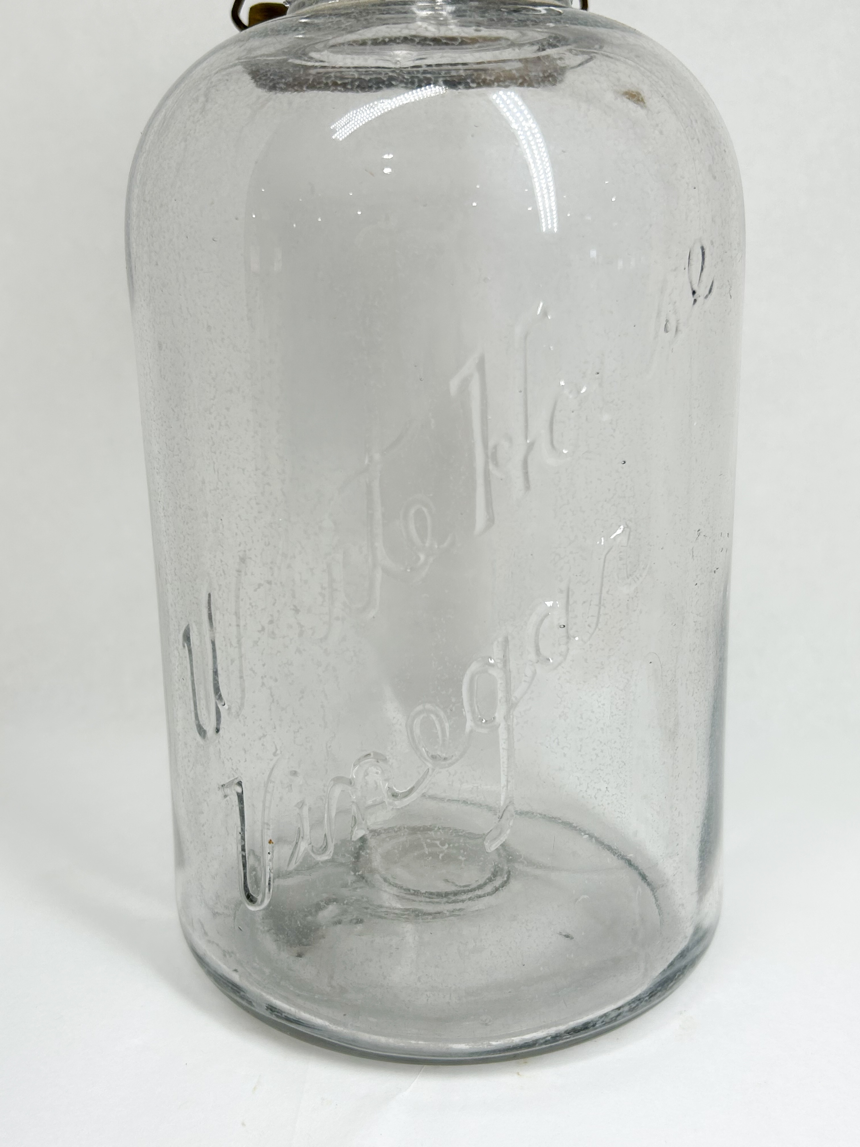 WHITE HOUSE VINEGAR GLASS JUG