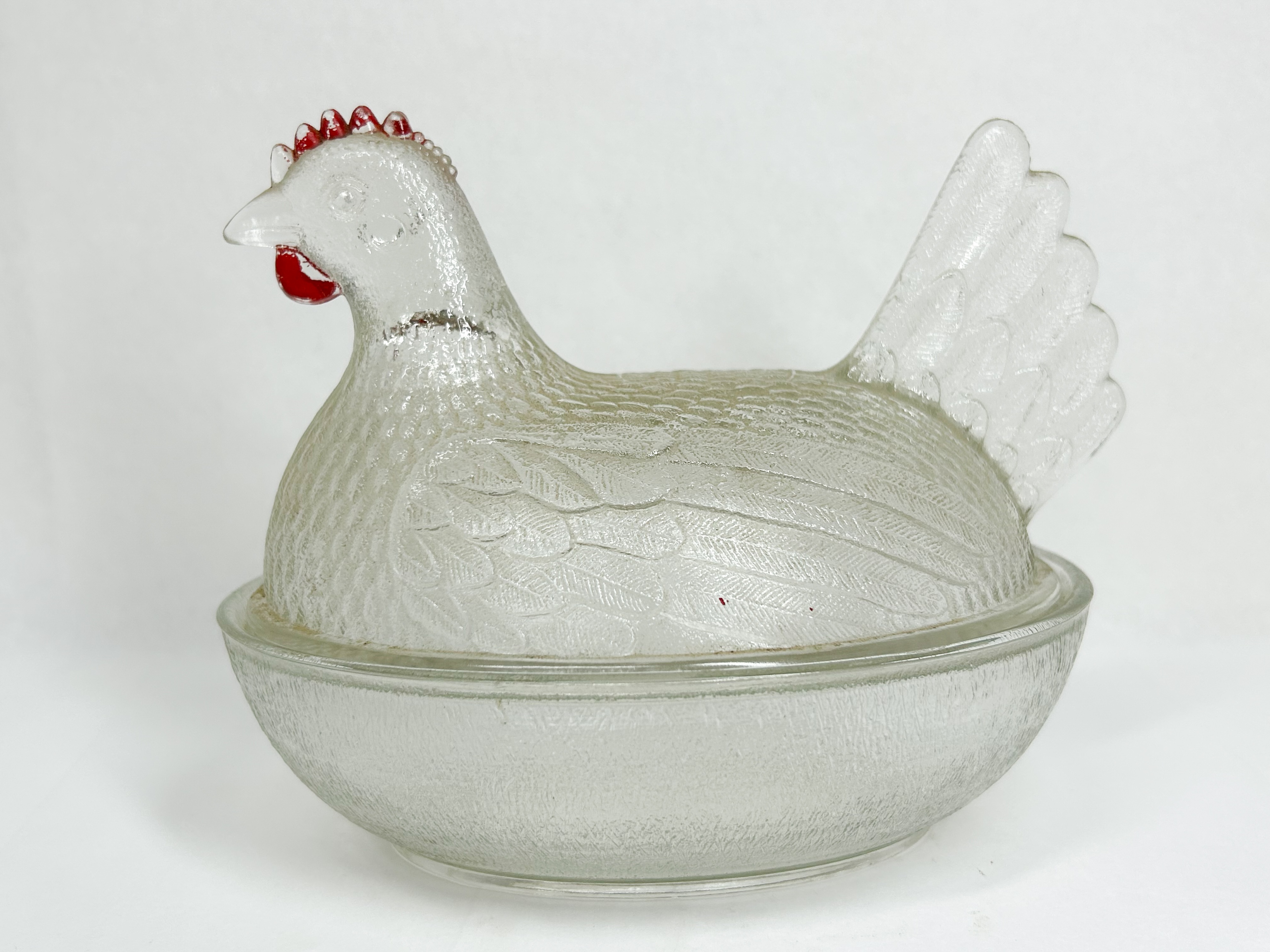 INDIANA GLASS HEN ON NEST