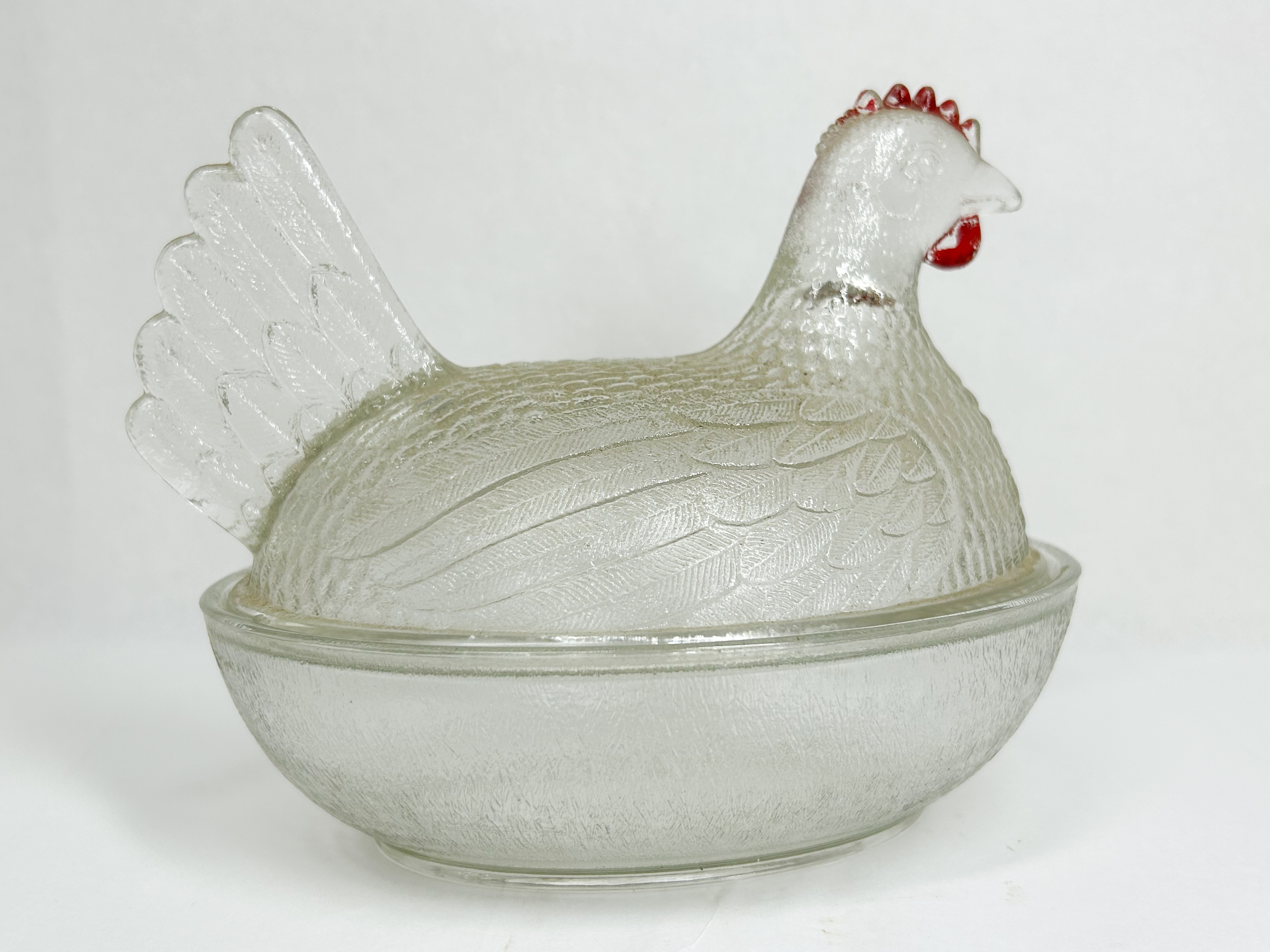 INDIANA GLASS HEN ON NEST
