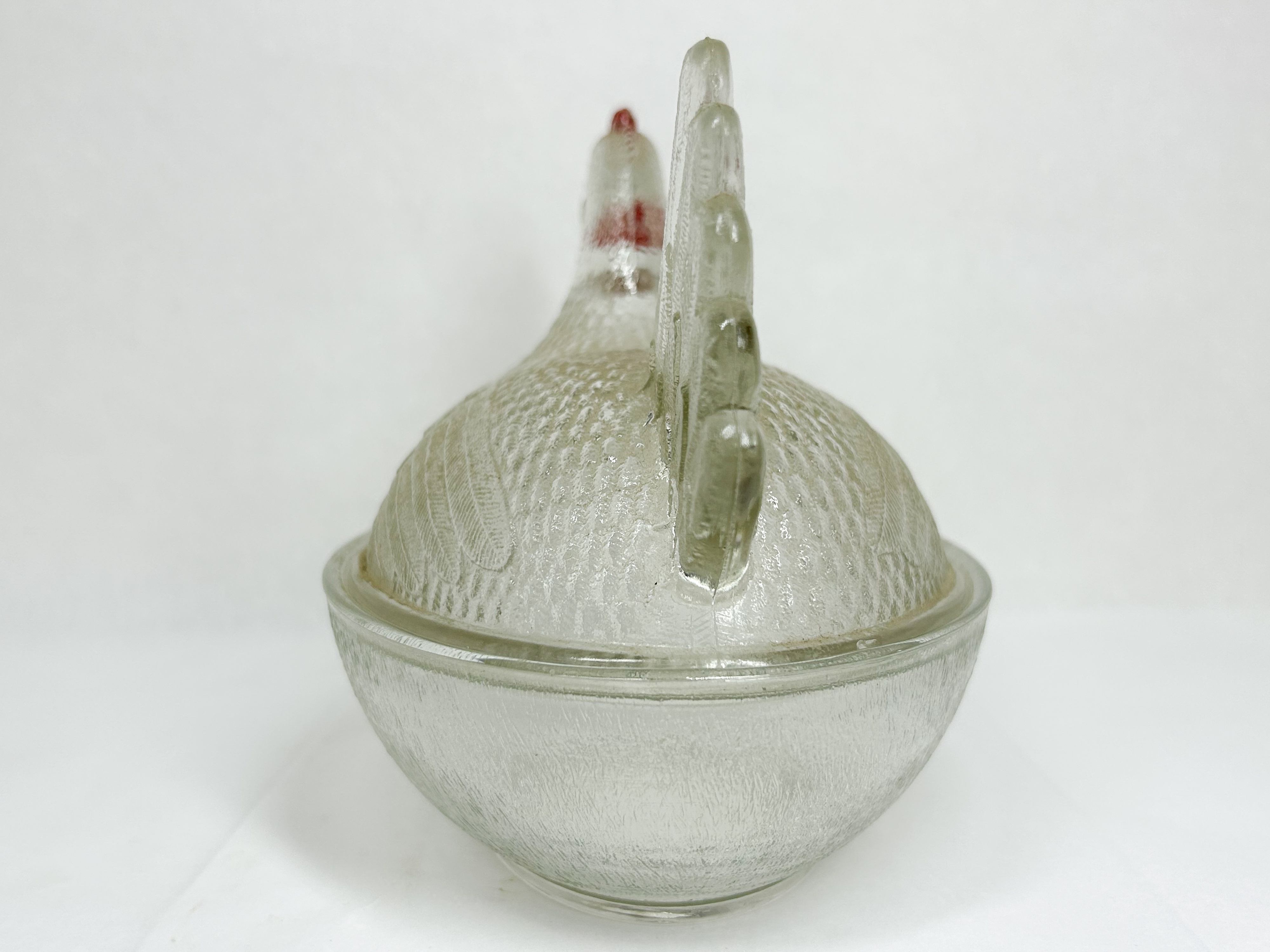 INDIANA GLASS HEN ON NEST