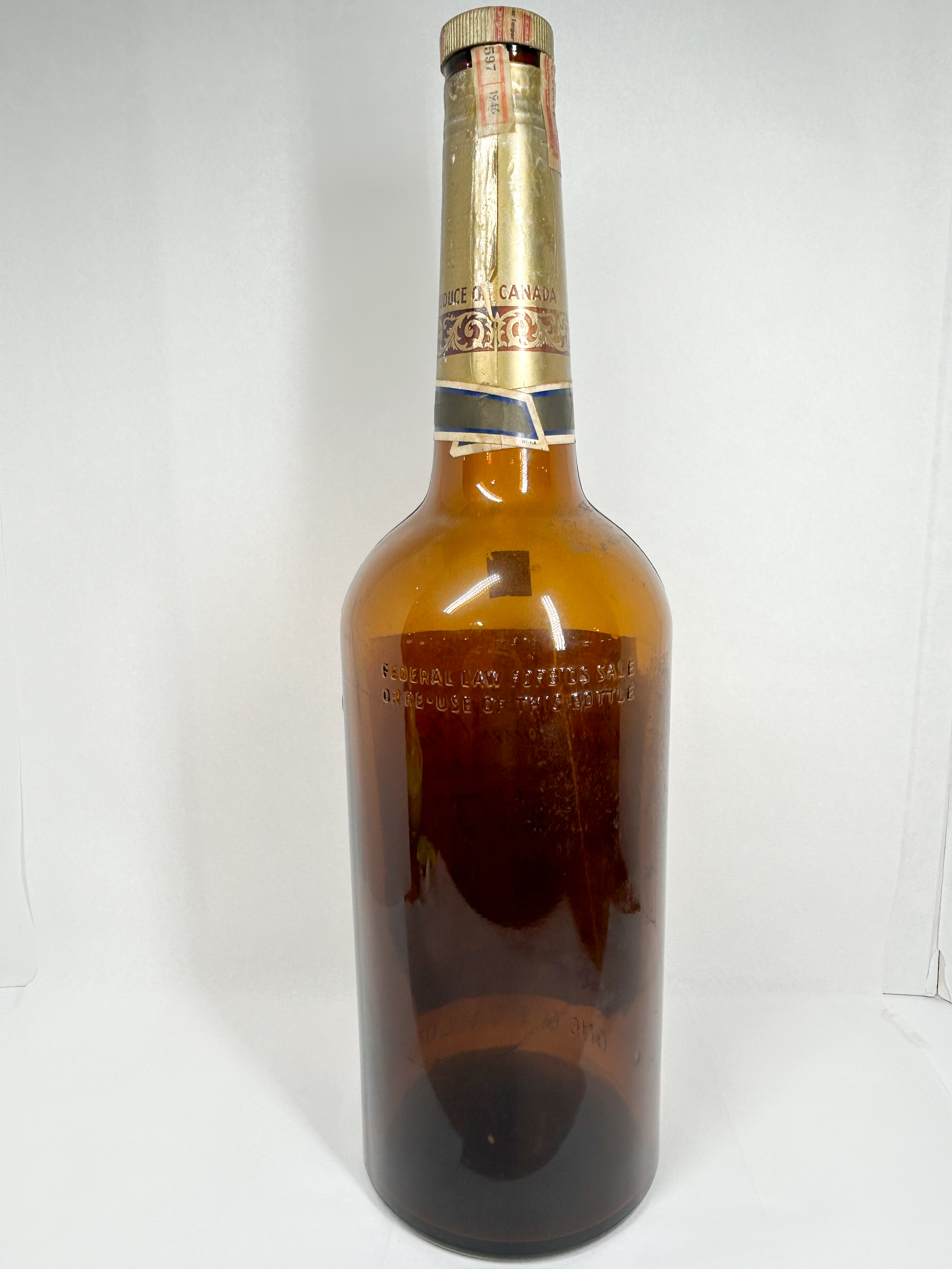 CANADIAN CLUB ONE GALLON DISPLAY BOTTLE, 1946