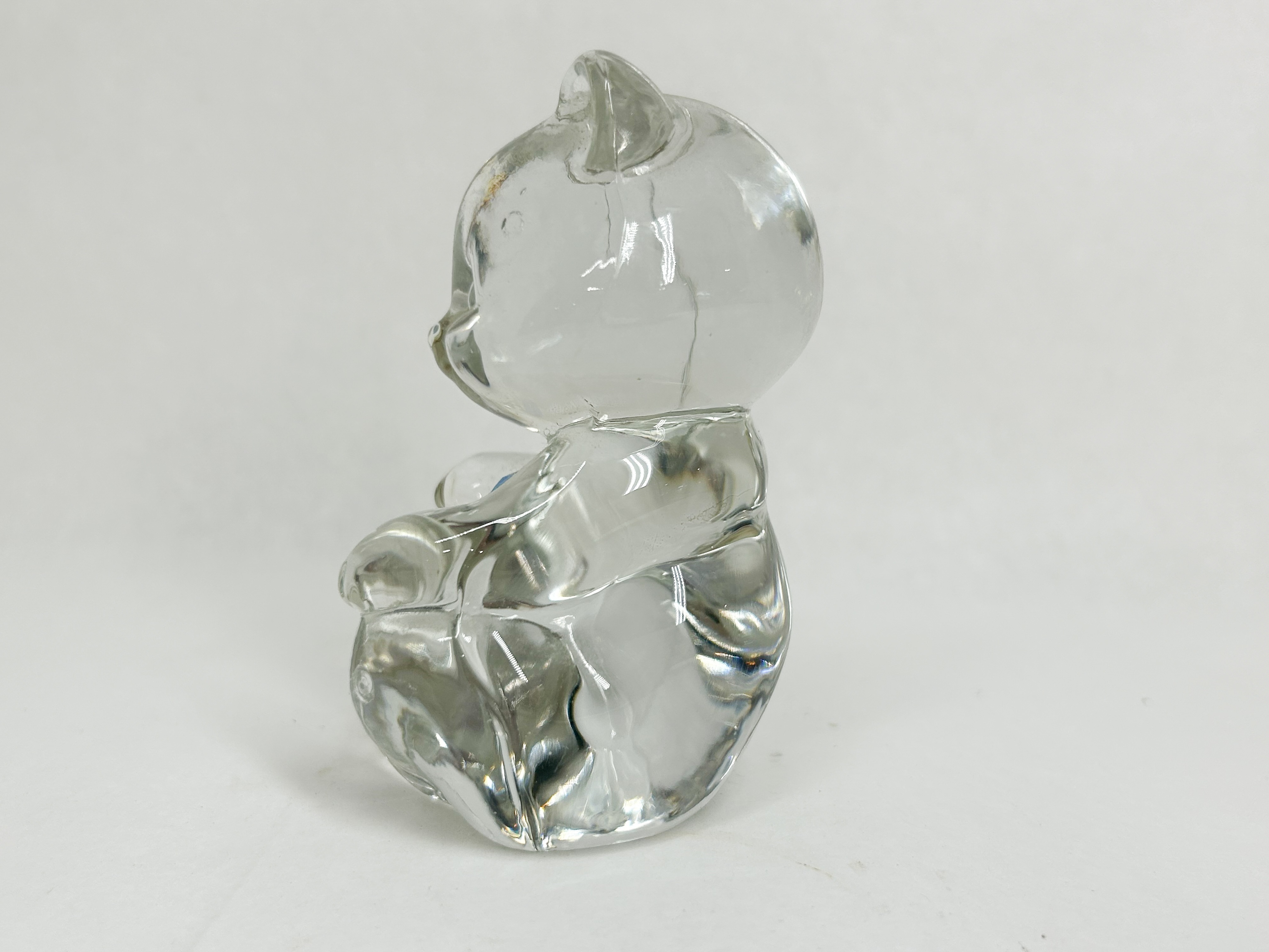 FENTON CLEAR GLASS BIRTHSTONE BEAR