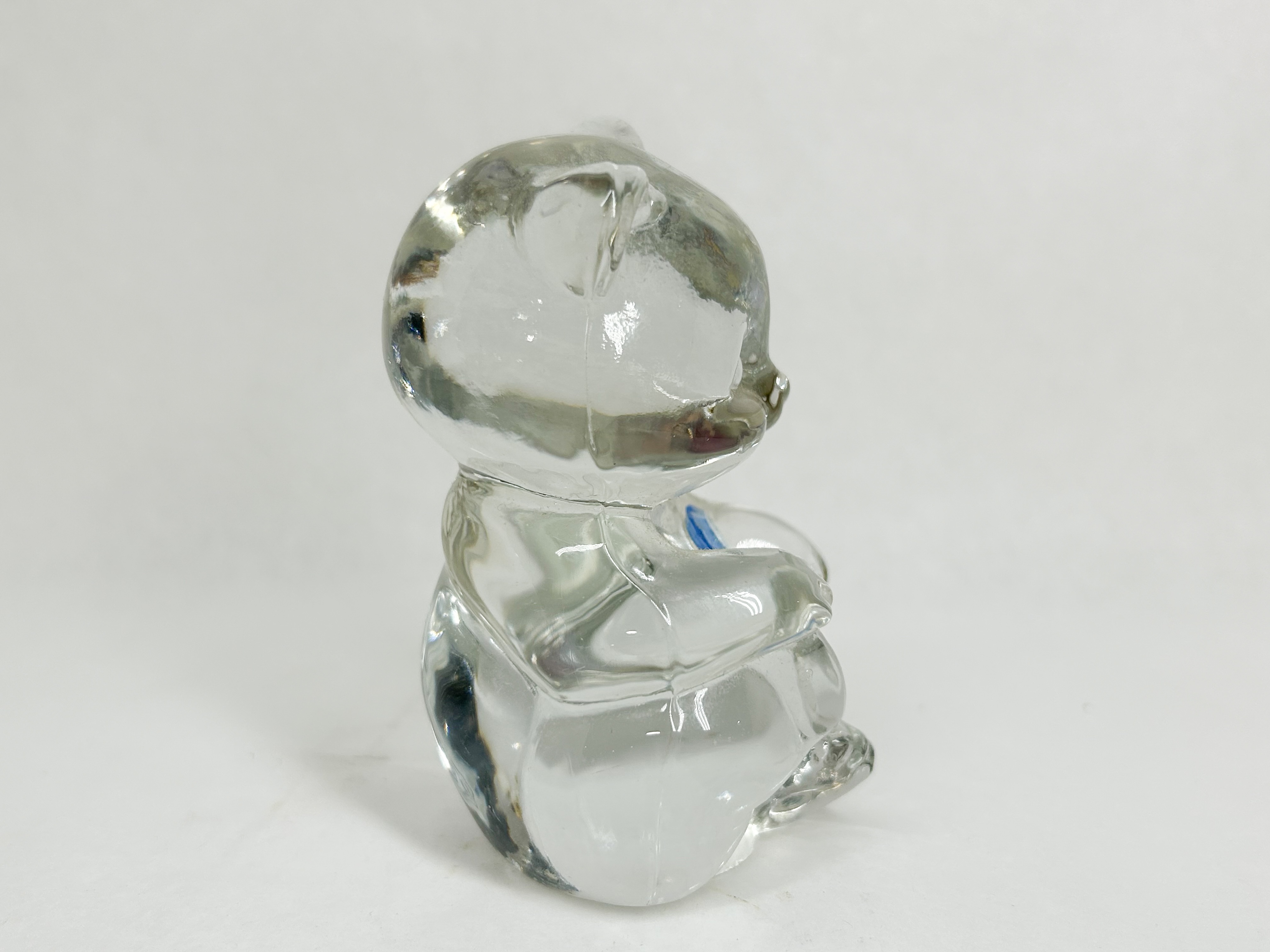 FENTON CLEAR GLASS BIRTHSTONE BEAR
