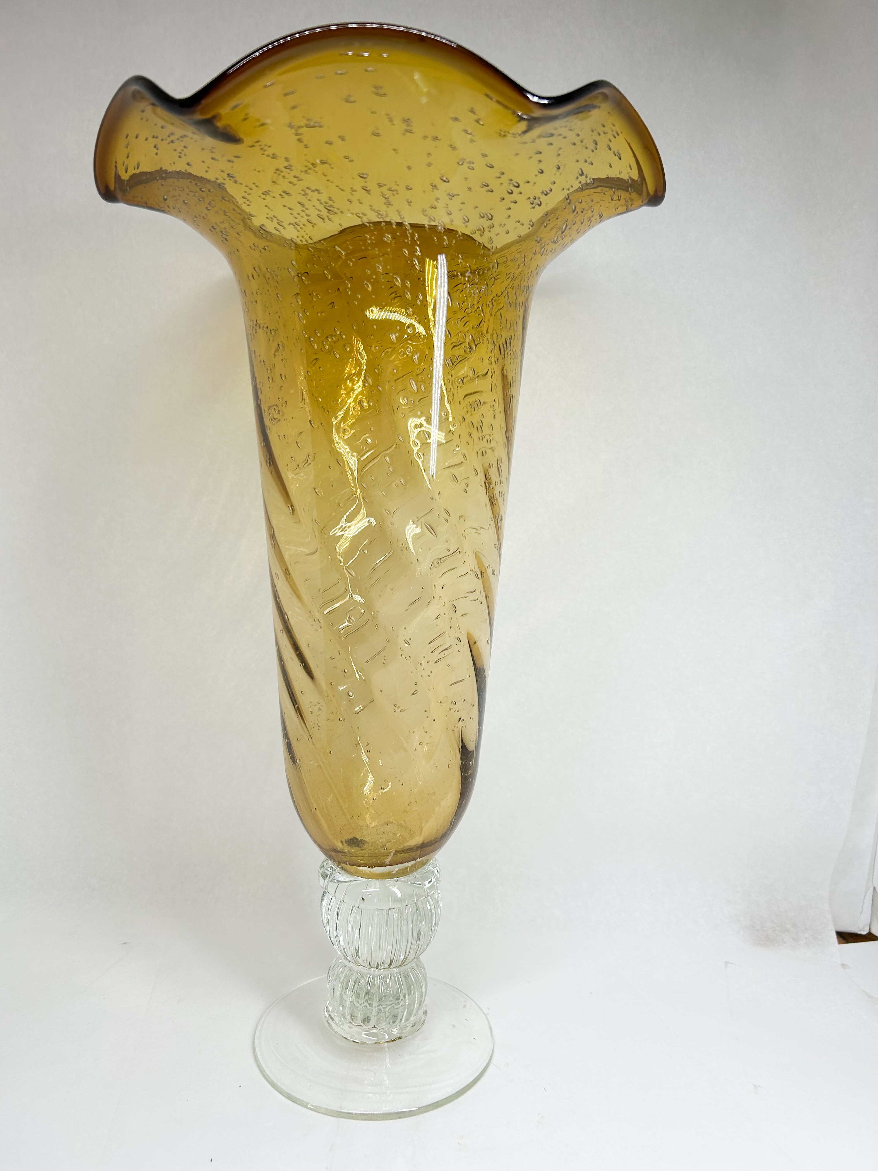 AMBER PULEGOSO GLASS RUFFLED VASE