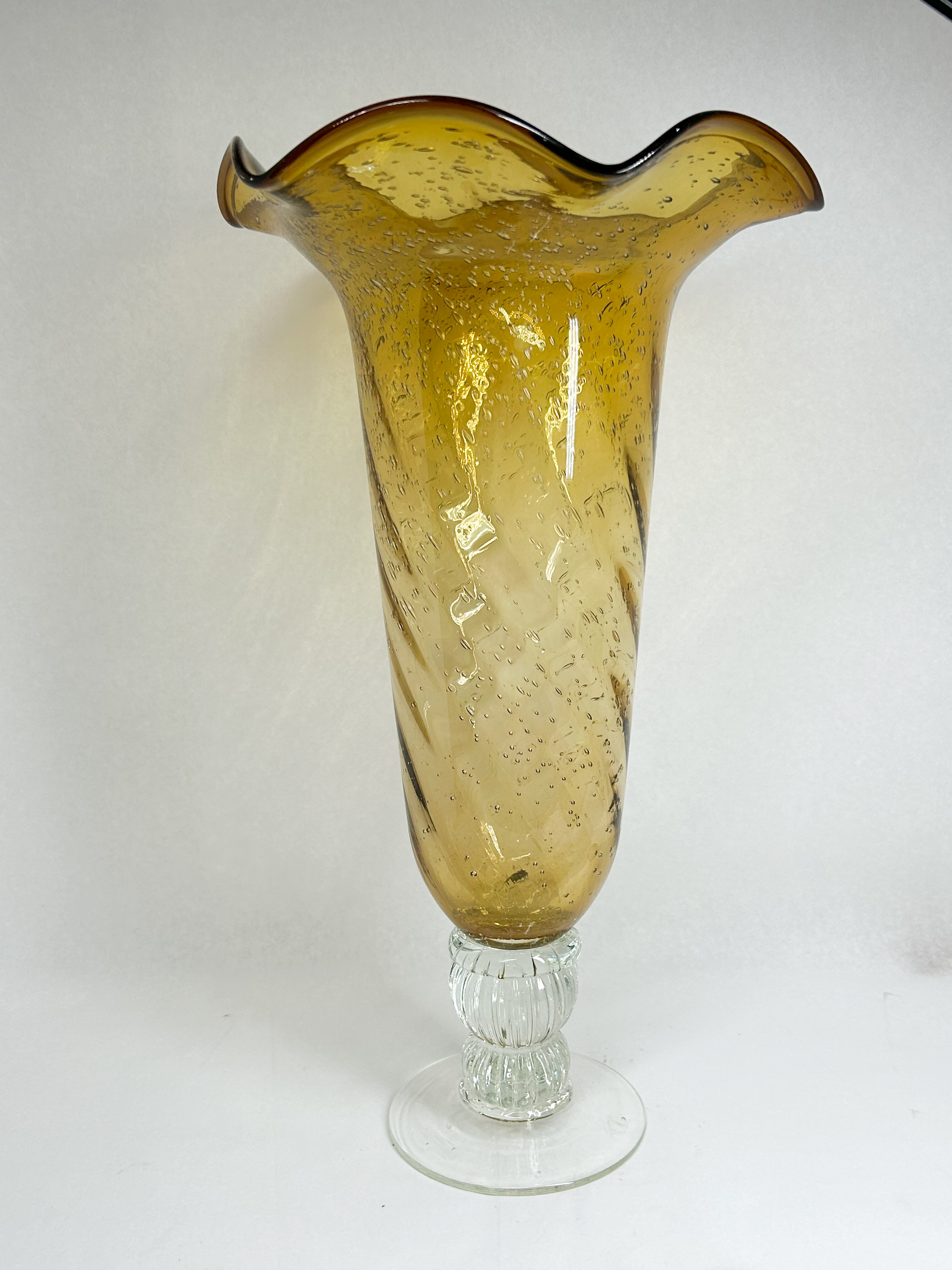 AMBER PULEGOSO GLASS RUFFLED VASE
