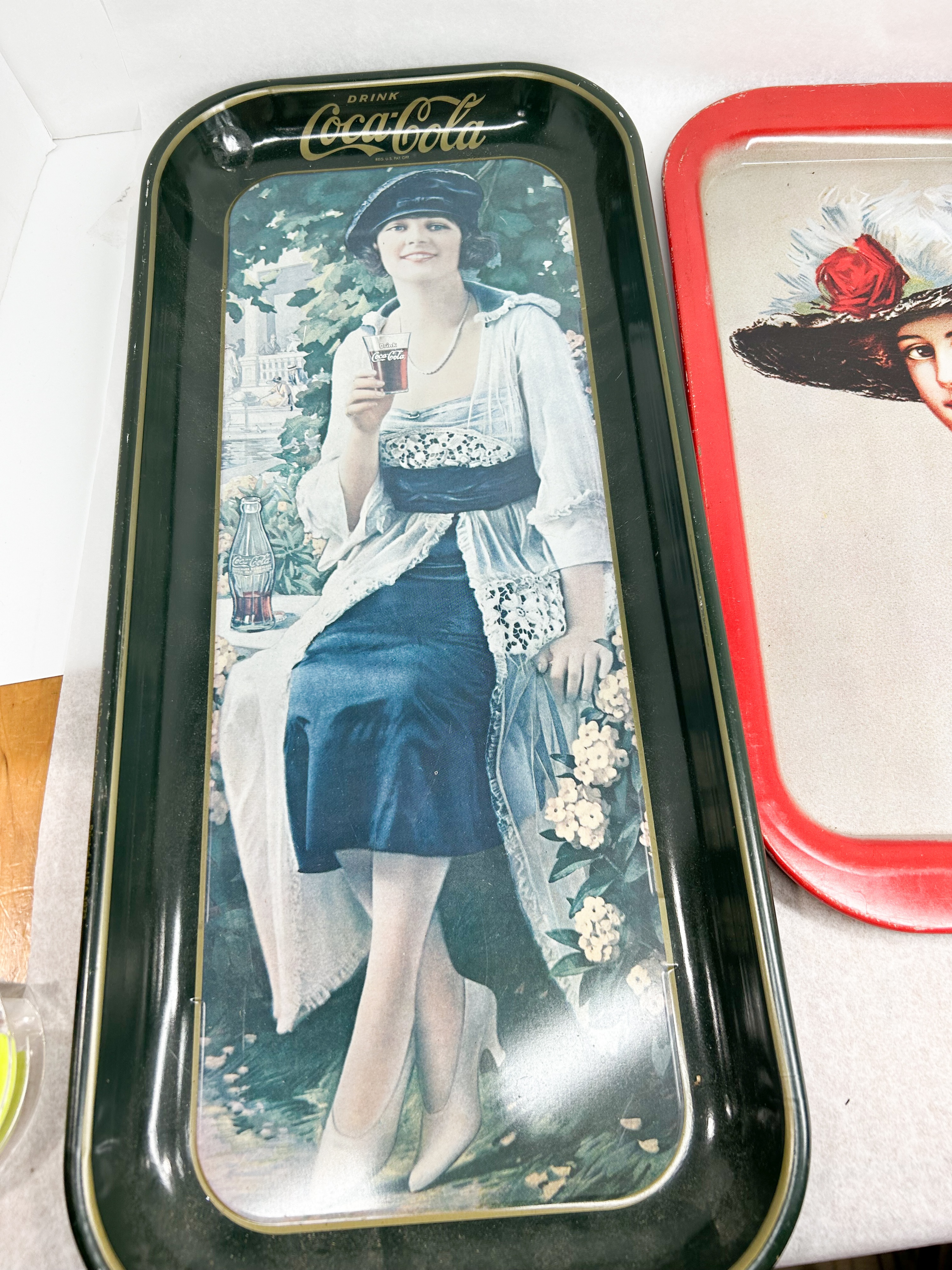 COLLECTION OF LITHOGRAPHED TIN ADVERTISING TRAYS