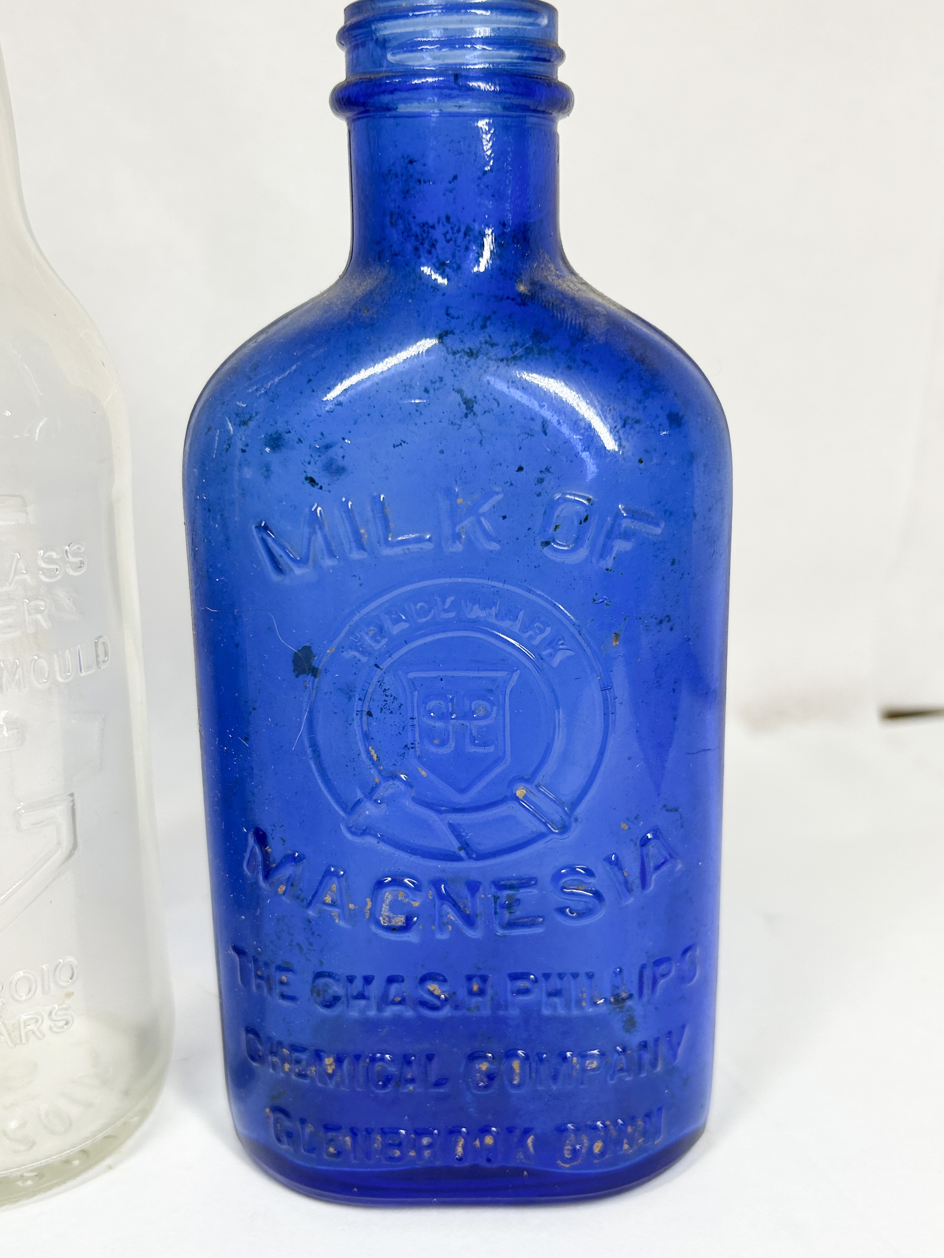 ASSORTMENT OF REGIONAL BEER AND MEDICINAL BOTTLES