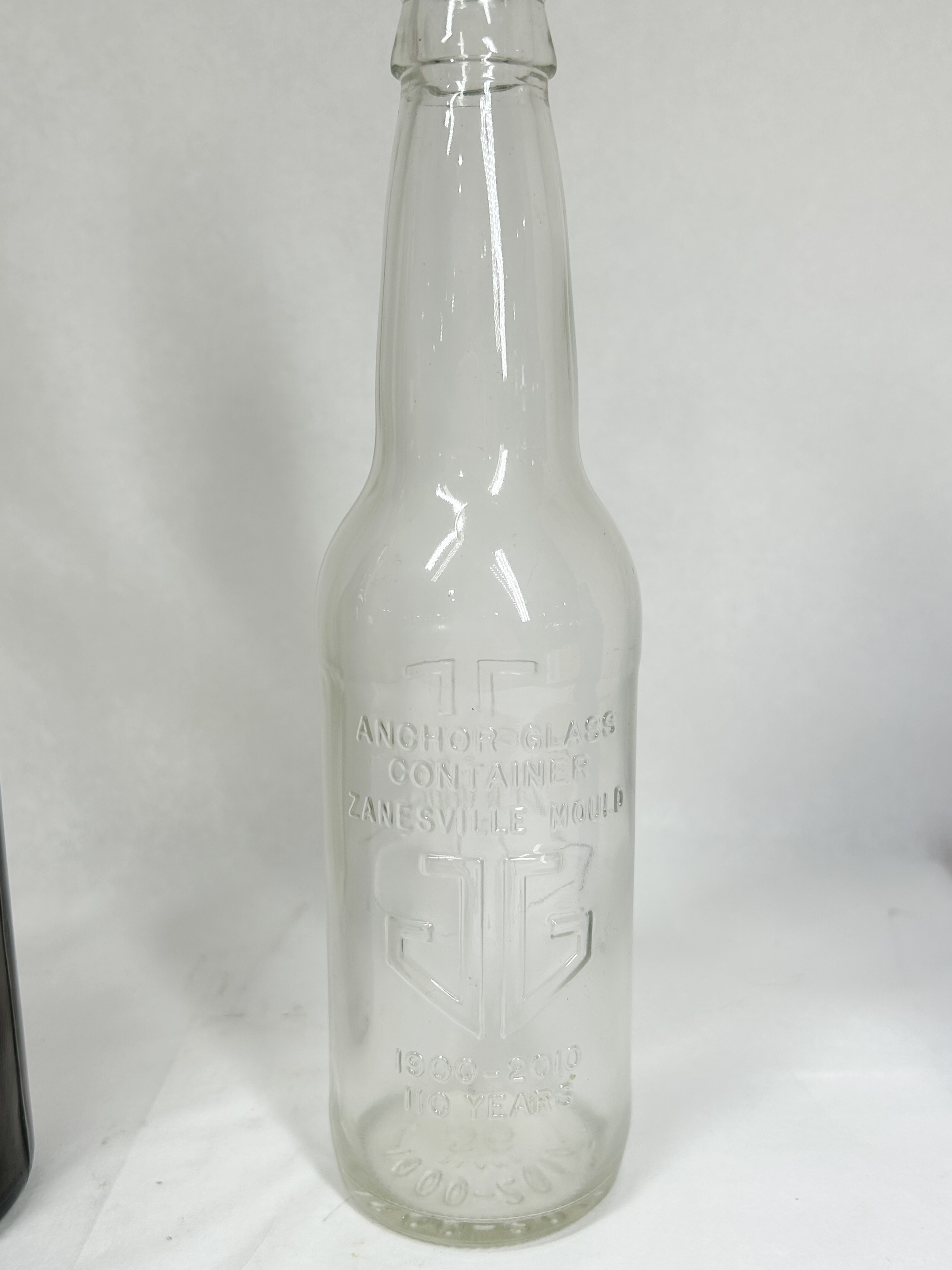 ASSORTMENT OF REGIONAL BEER AND MEDICINAL BOTTLES