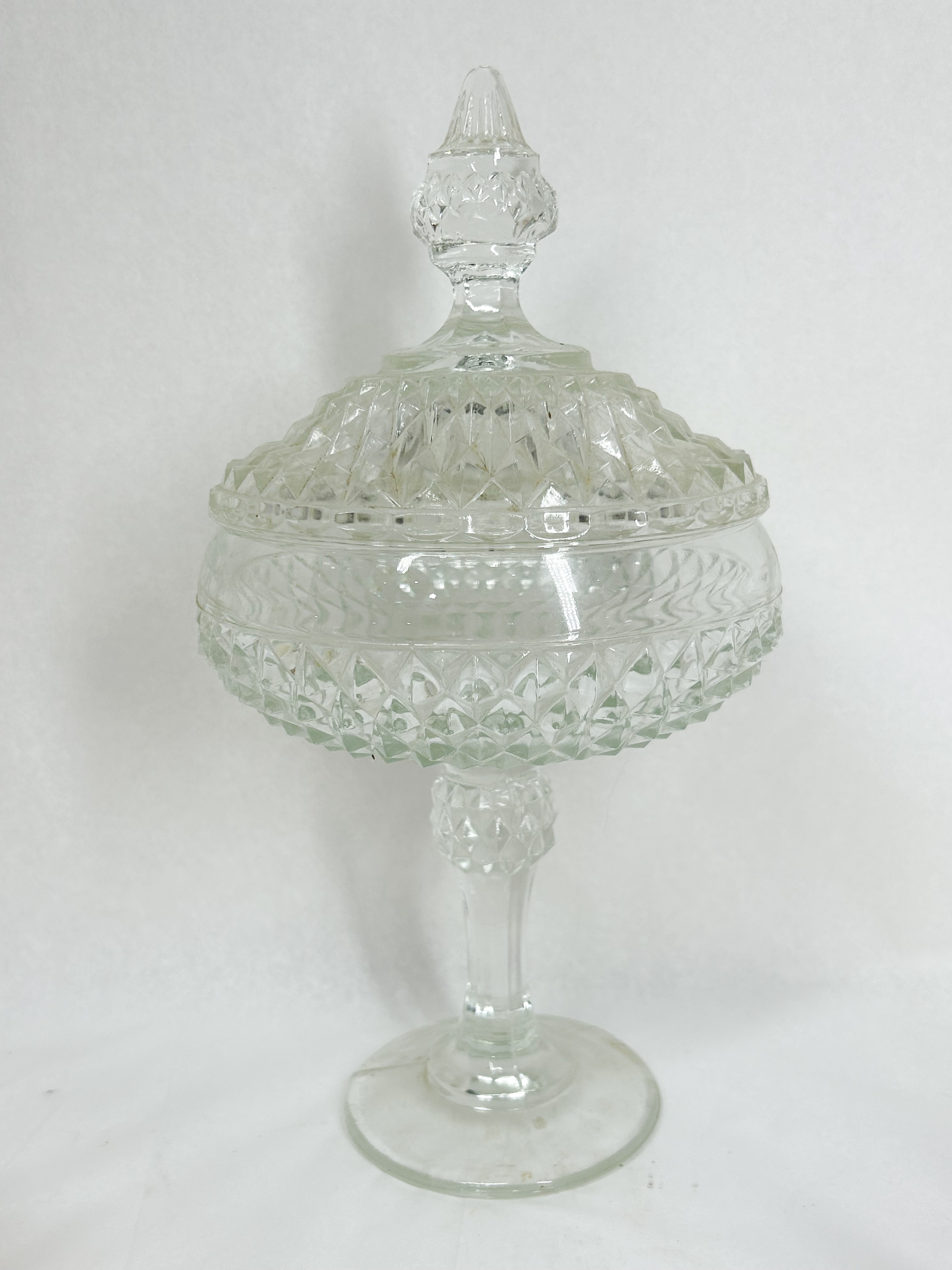 TRIO OF DECORATIVE AMERICAN GLASSWARE