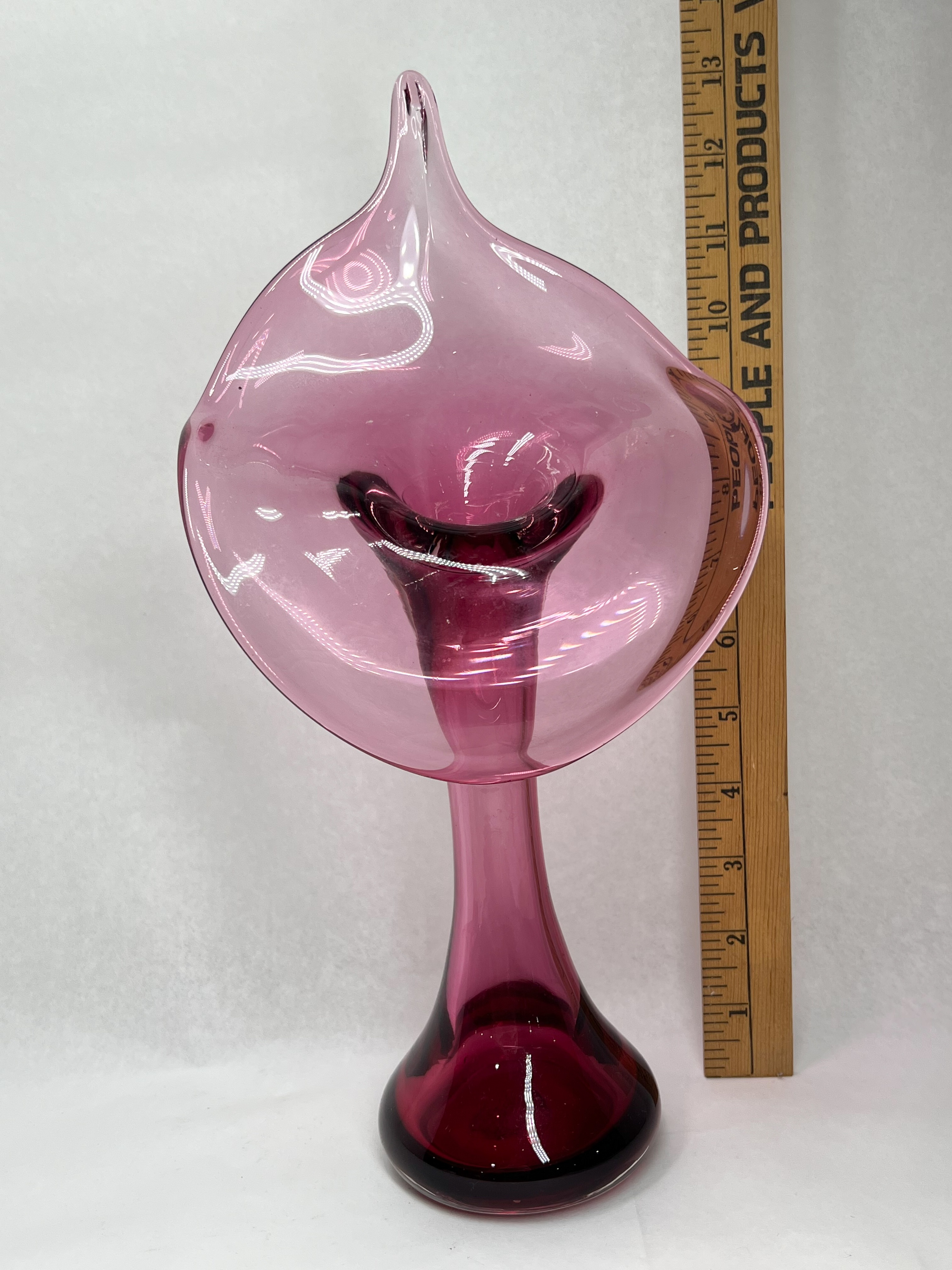 AMETHYST GLASS JACK-IN-THE-PULPIT VASE