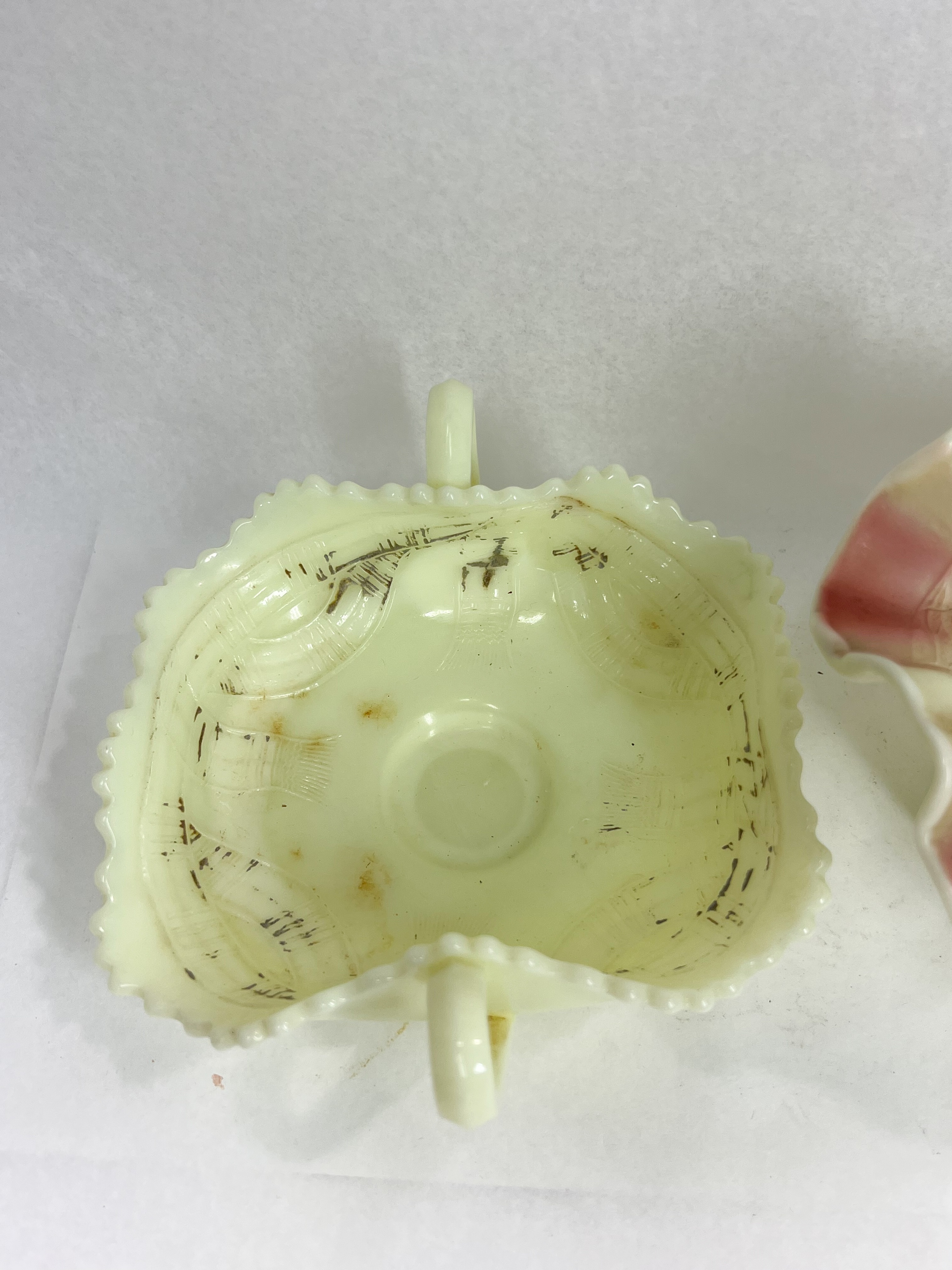 TWO PIECES CUSTARD URANIUM ART GLASS
