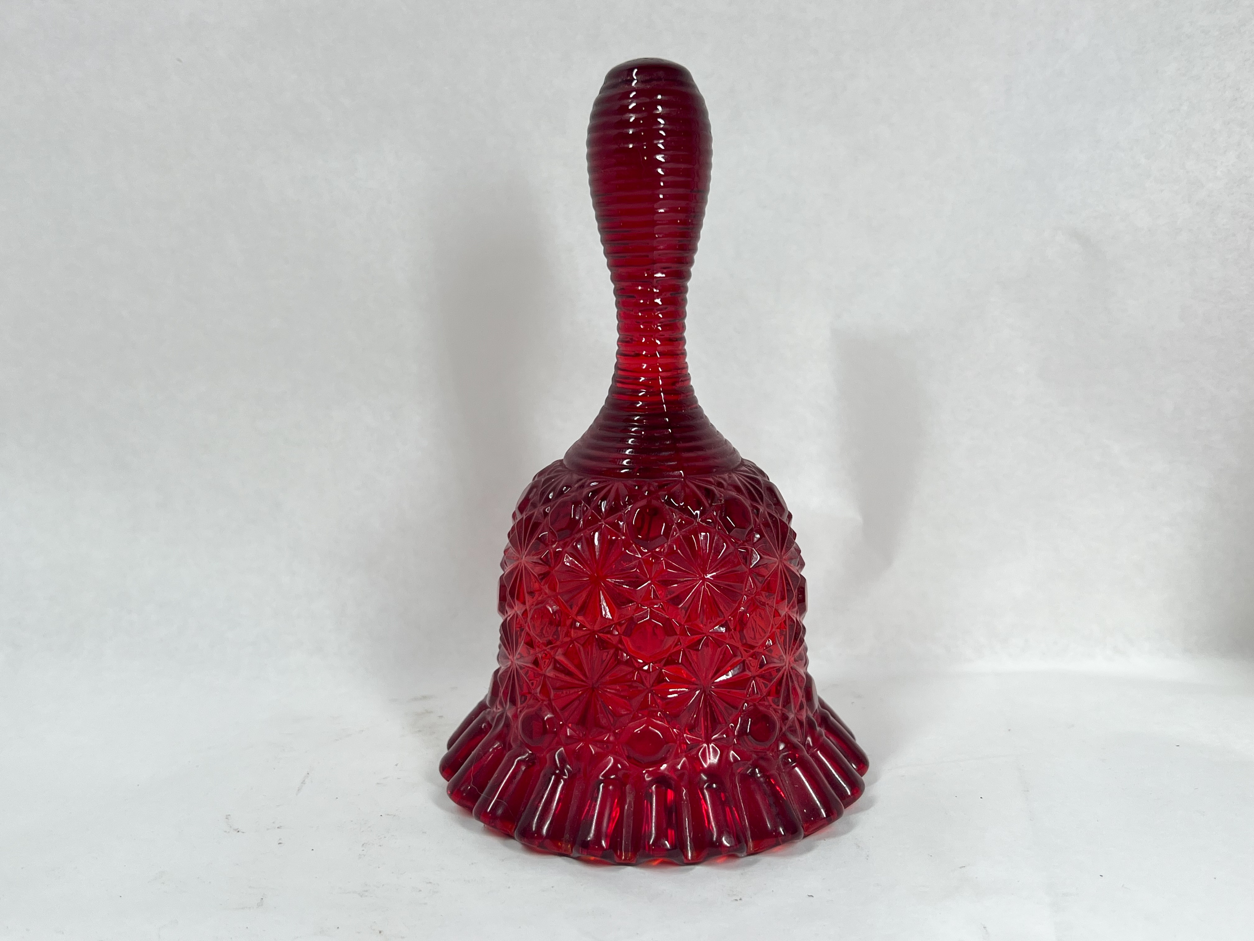 FENTON RUBY DAISY AND BUTTON BELL