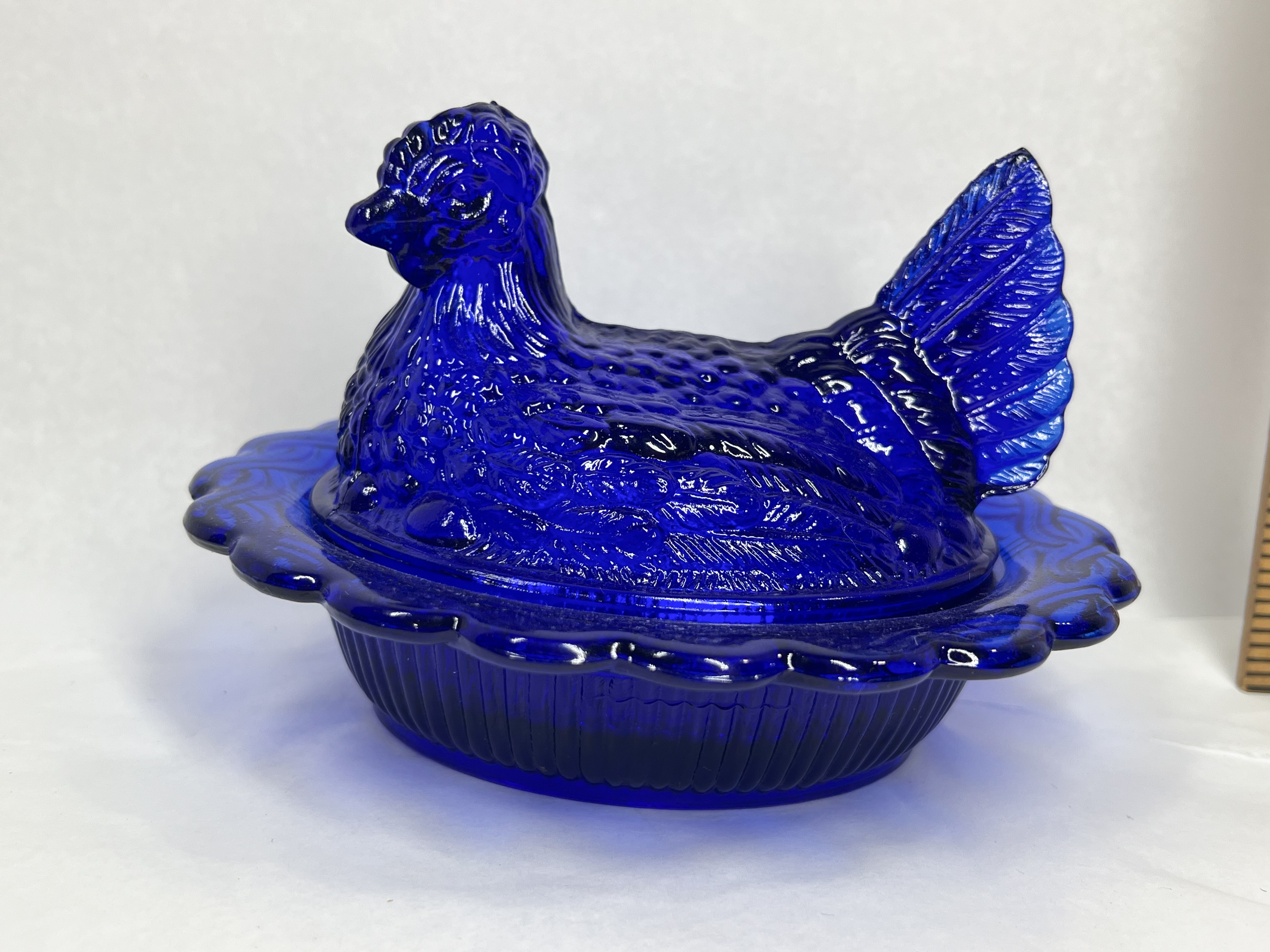 MOSSER COBALT BLUE HEN ON NEST