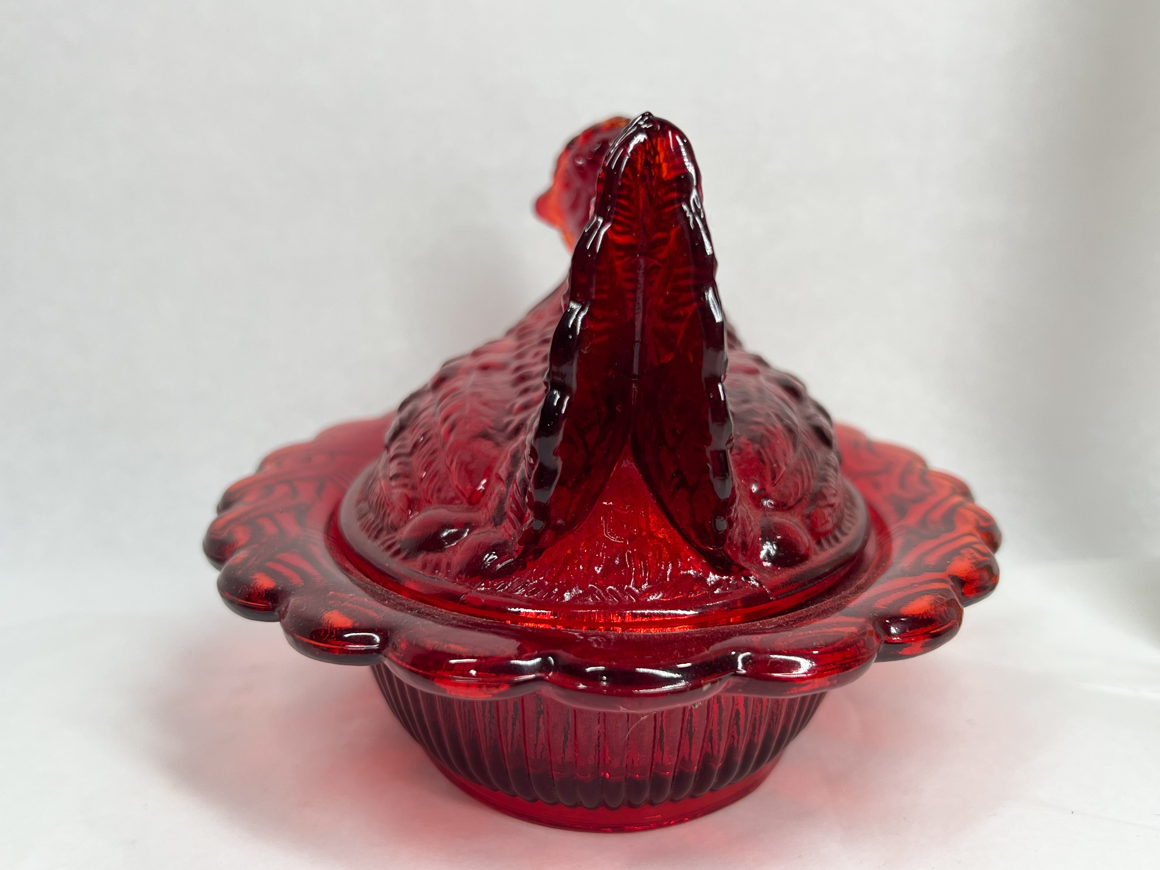 MOSSER RUBY RED HEN ON NEST